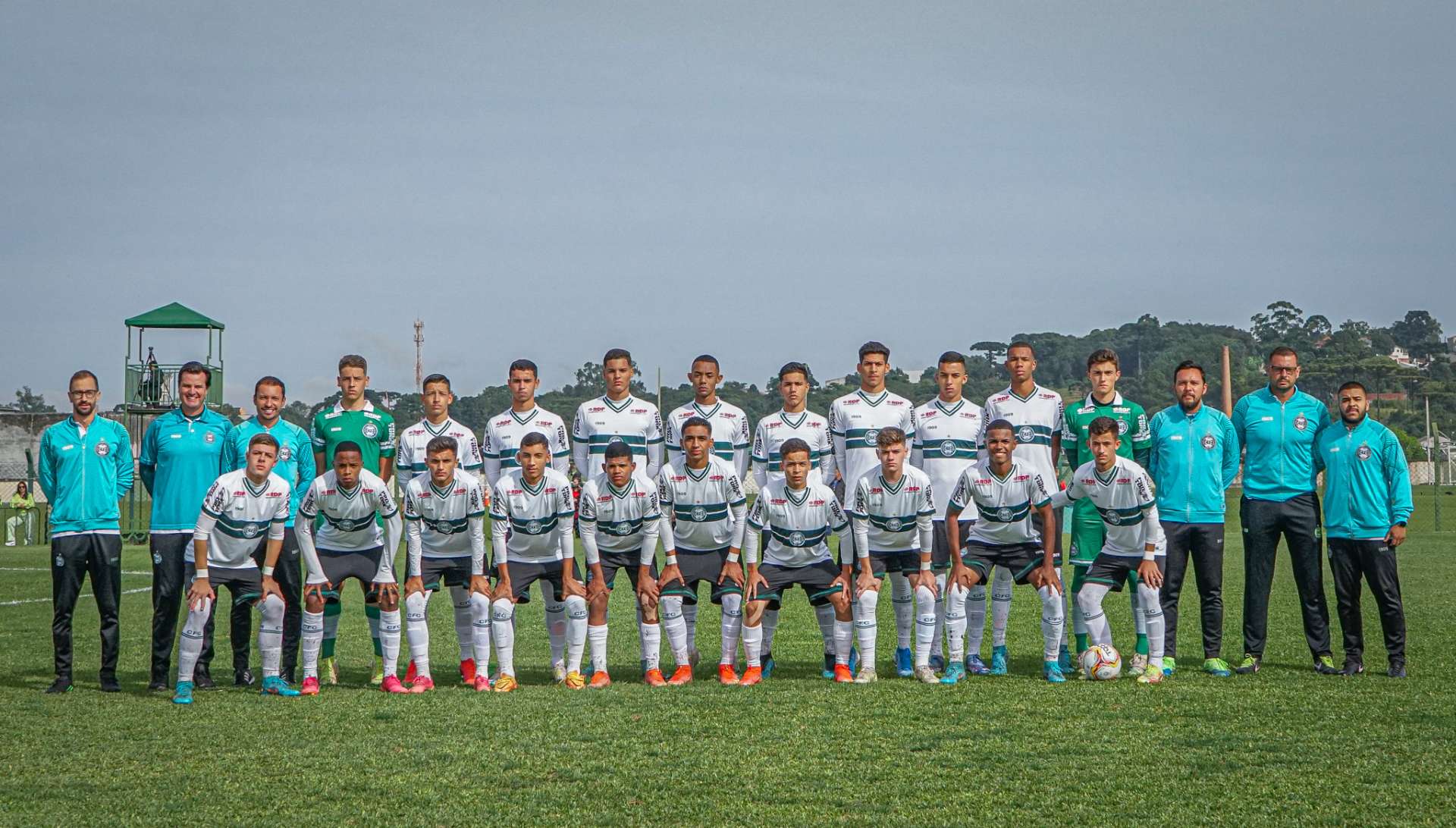 Coxa perde no Paranaense sub-17