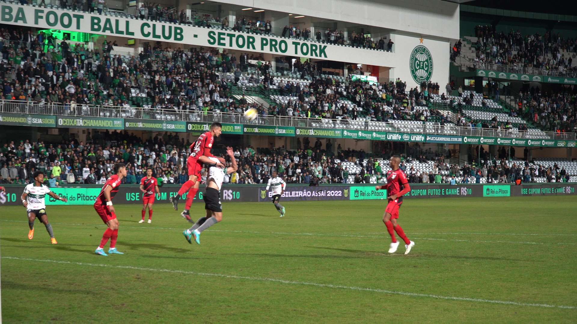 Coritiba entra com Representa��o Administrativa na CBF contra erros de arbitragem no Athletiba