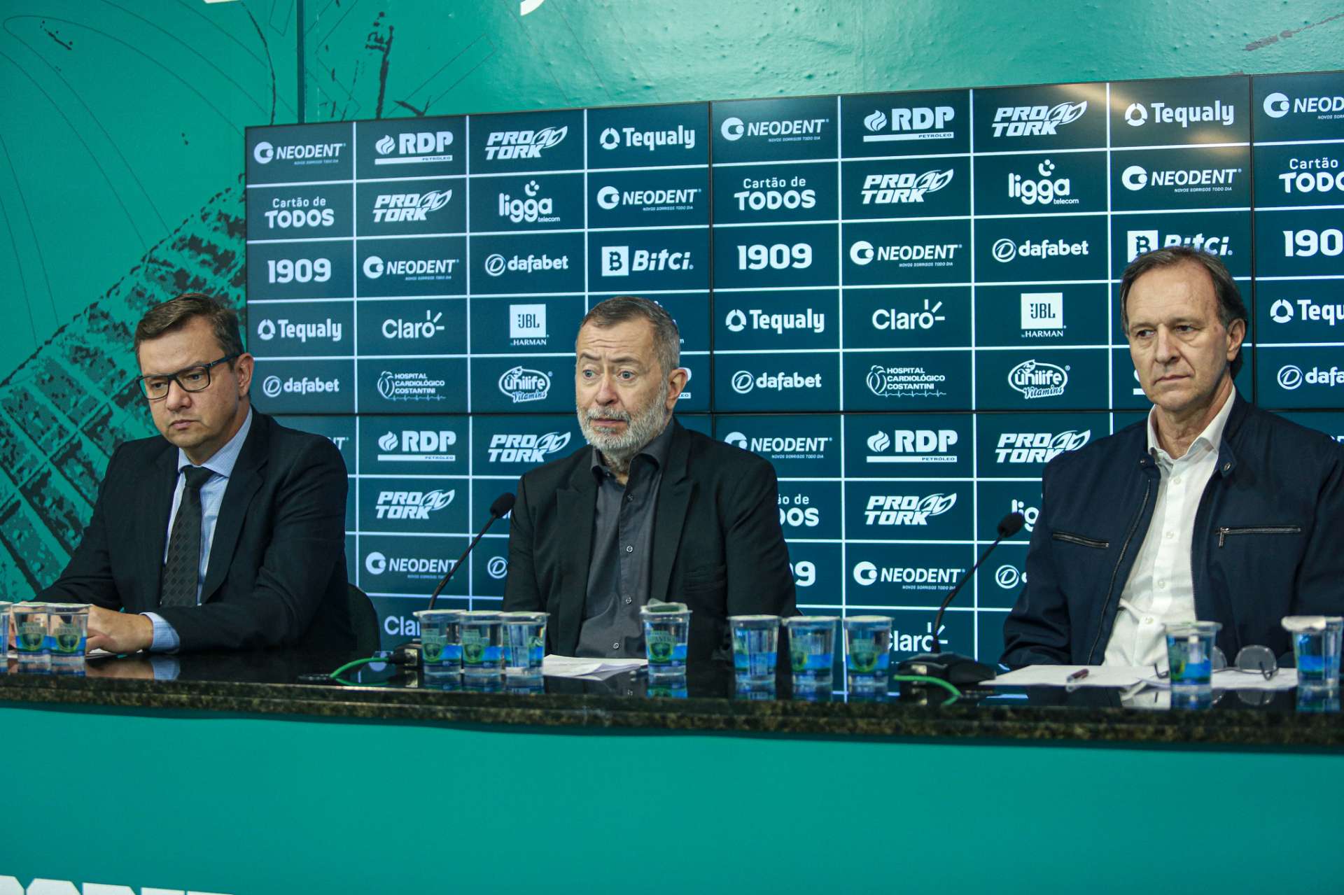 Diretoria do Coritiba concede coletiva de imprensa