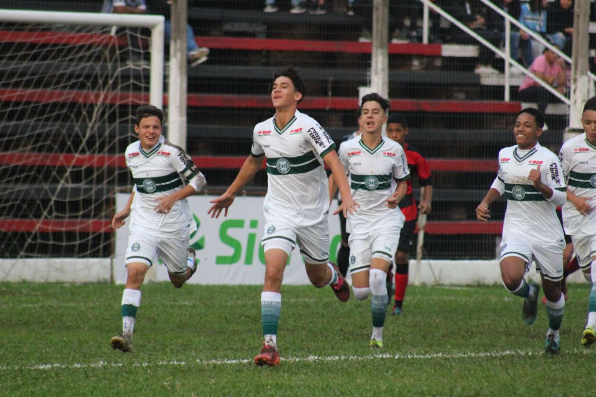 Coxa sub-15 encerra a participa��o no 41� EFIPAN