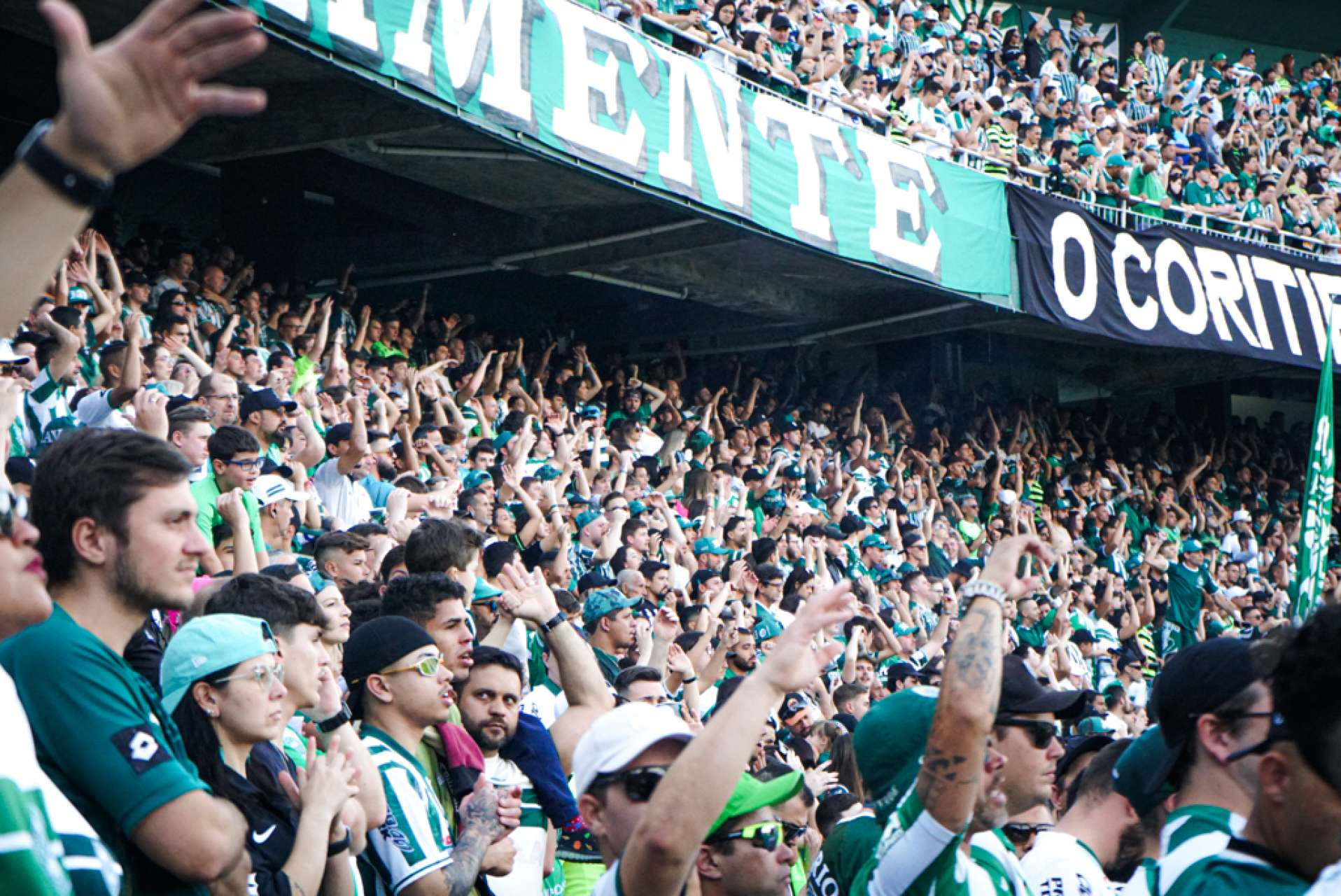 Galeria da torcida #CFCxAVA