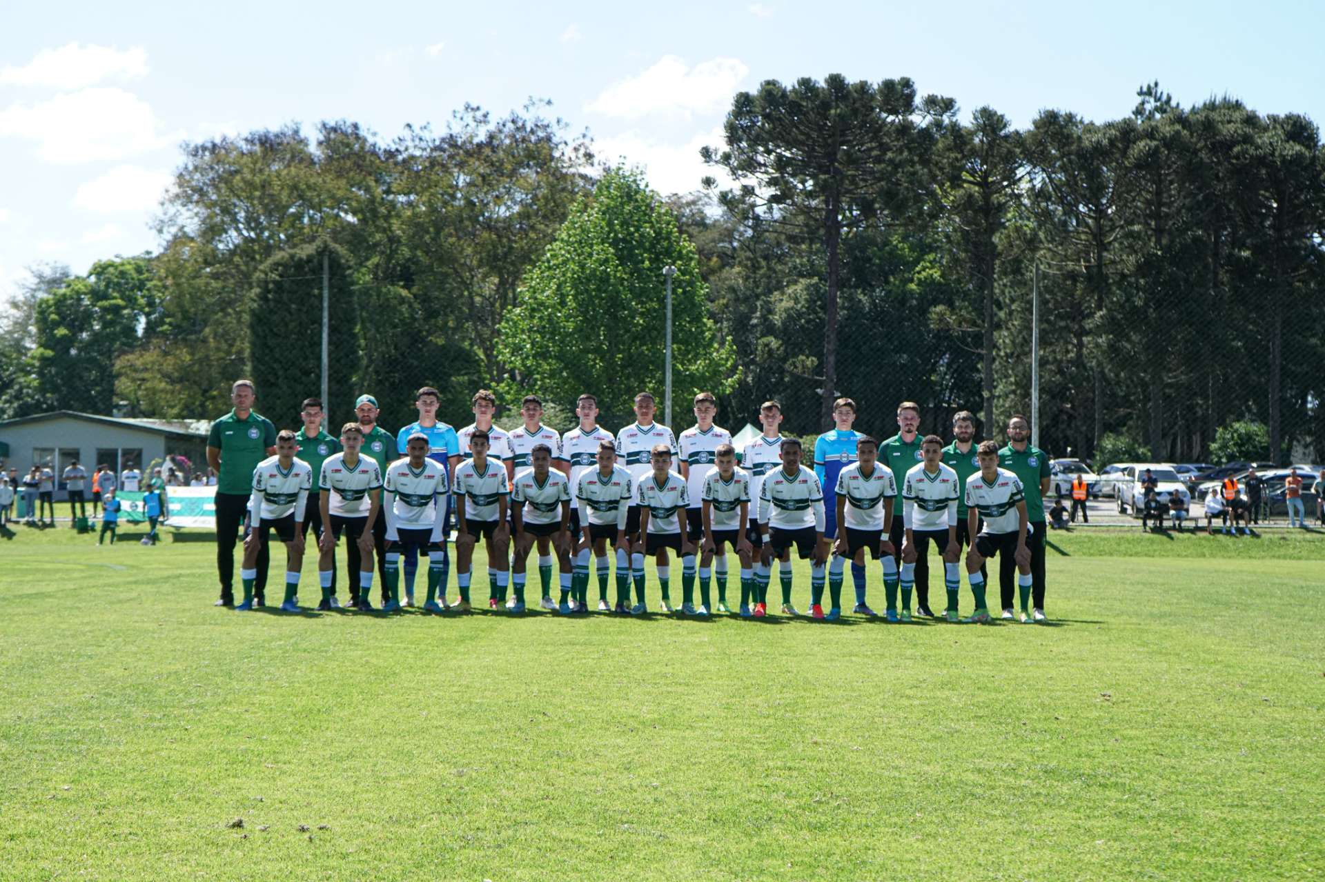 Coritiba vice-campe�o do Paranaense sub-15