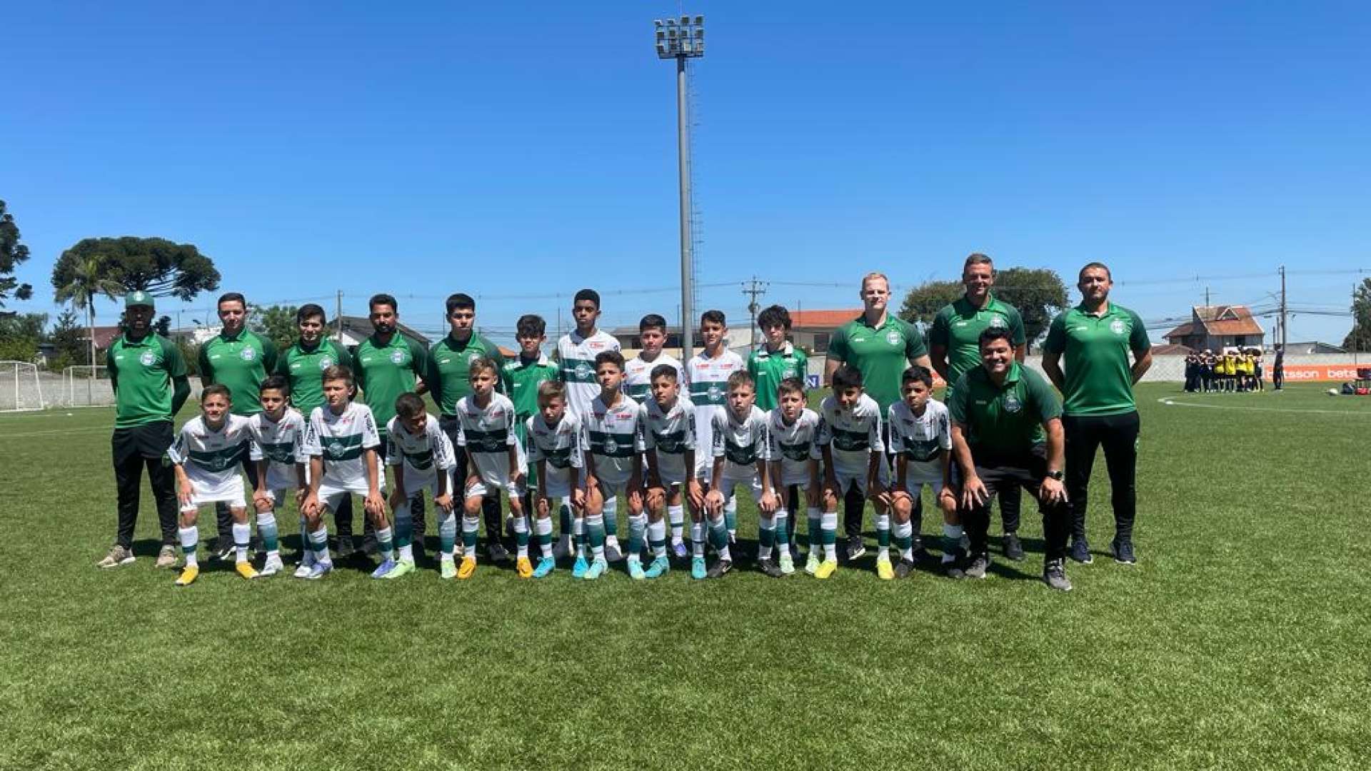 Sub-11 joga rodada dupla da Ta�a Curitiba