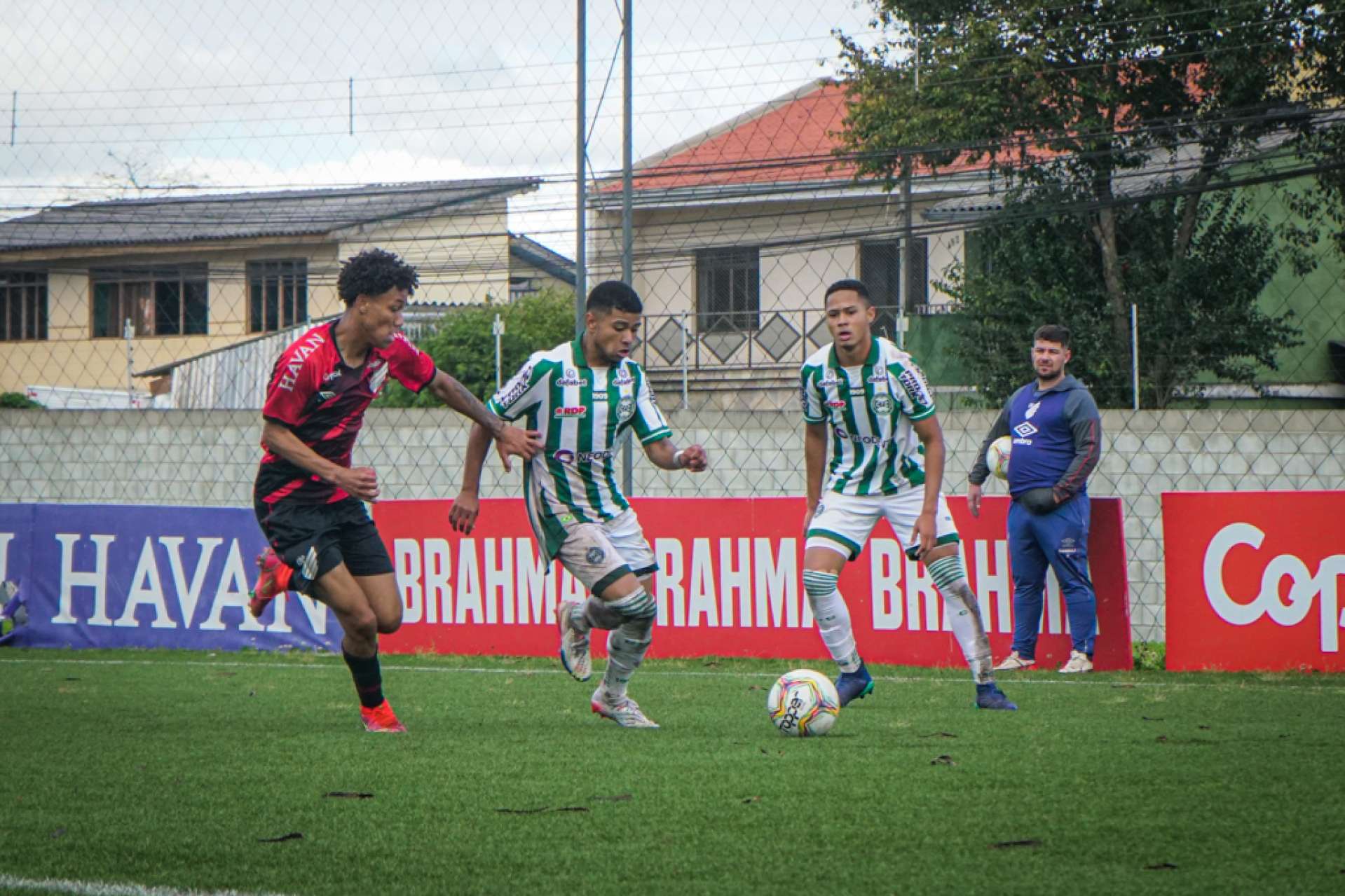 Decis�o aberta no Paranaense sub-20