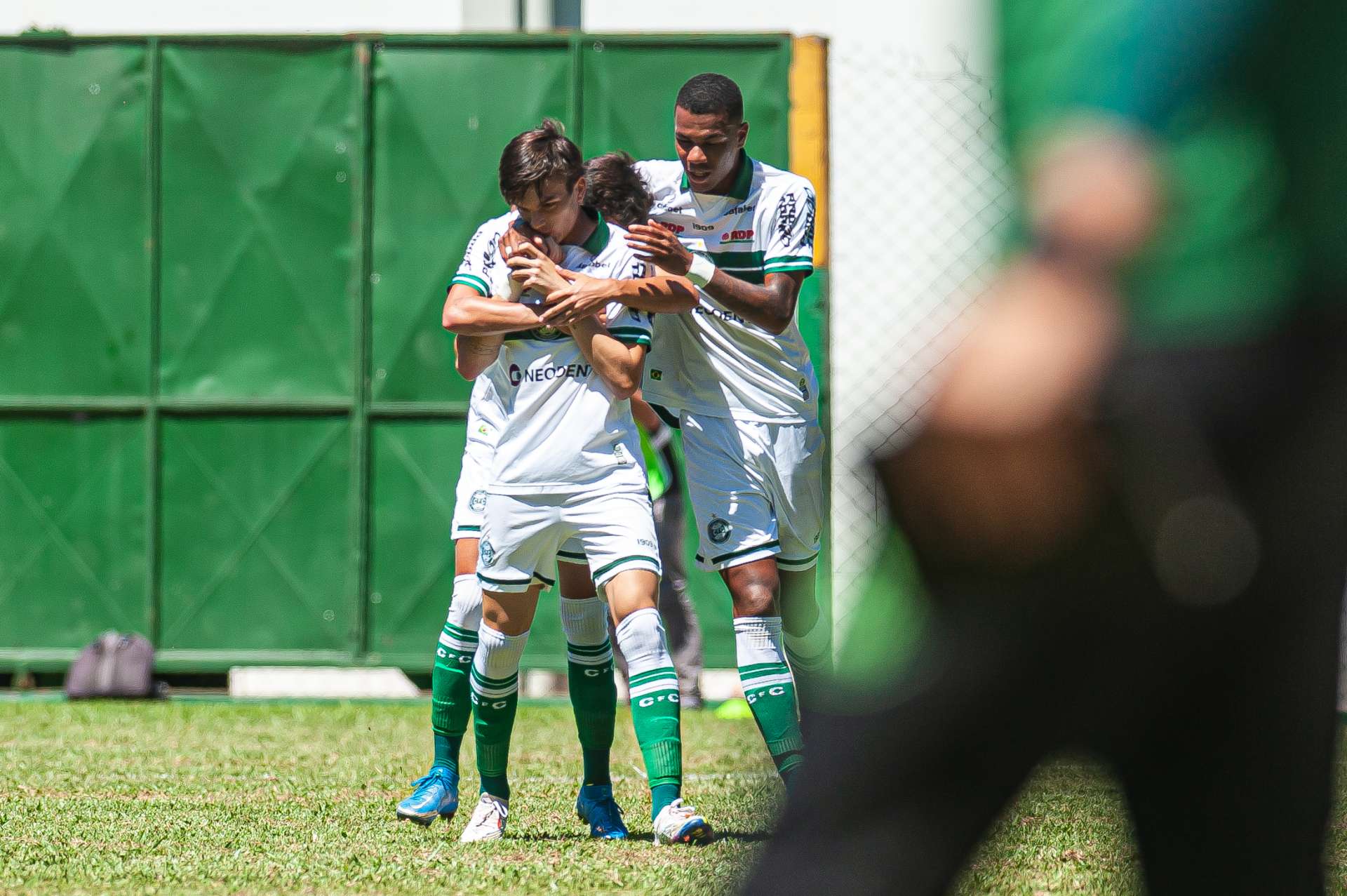 Coxa na semifinal da Copa Galo sub-17