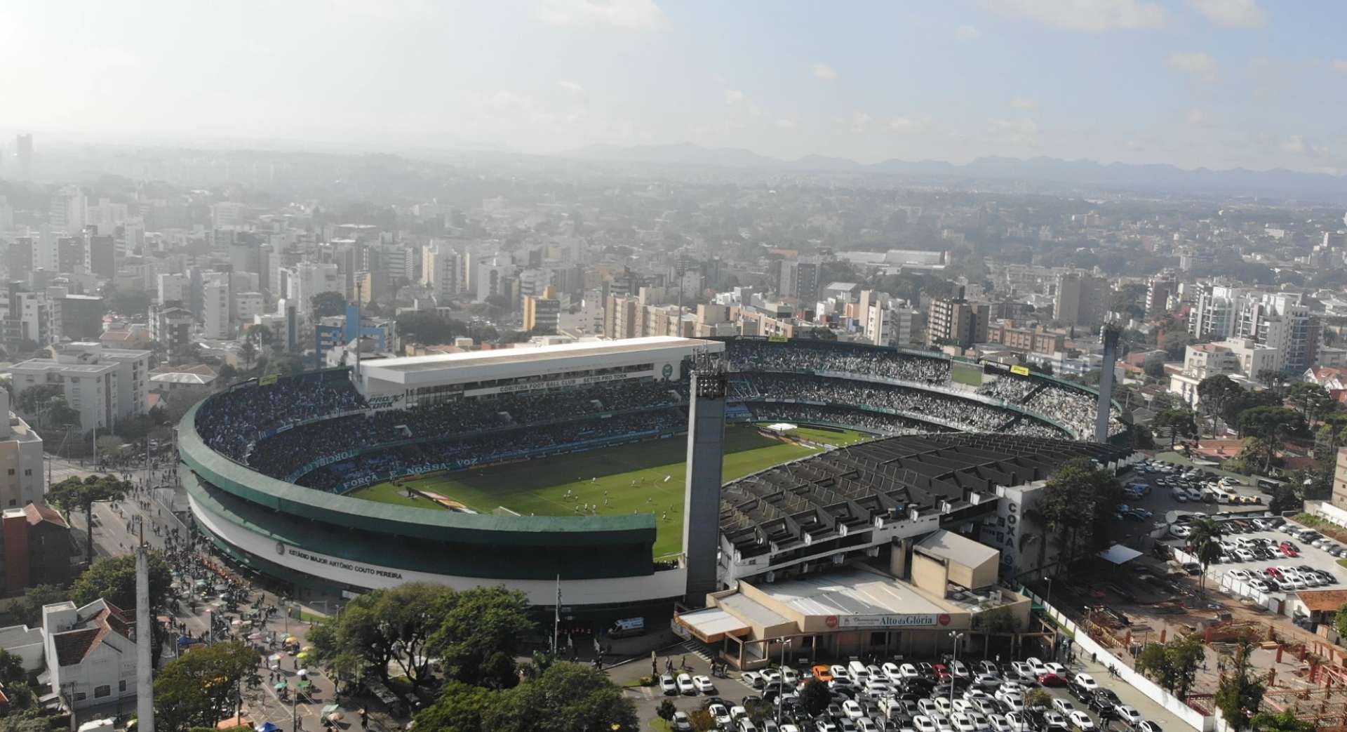 Couto Pereira completa 90 anos 