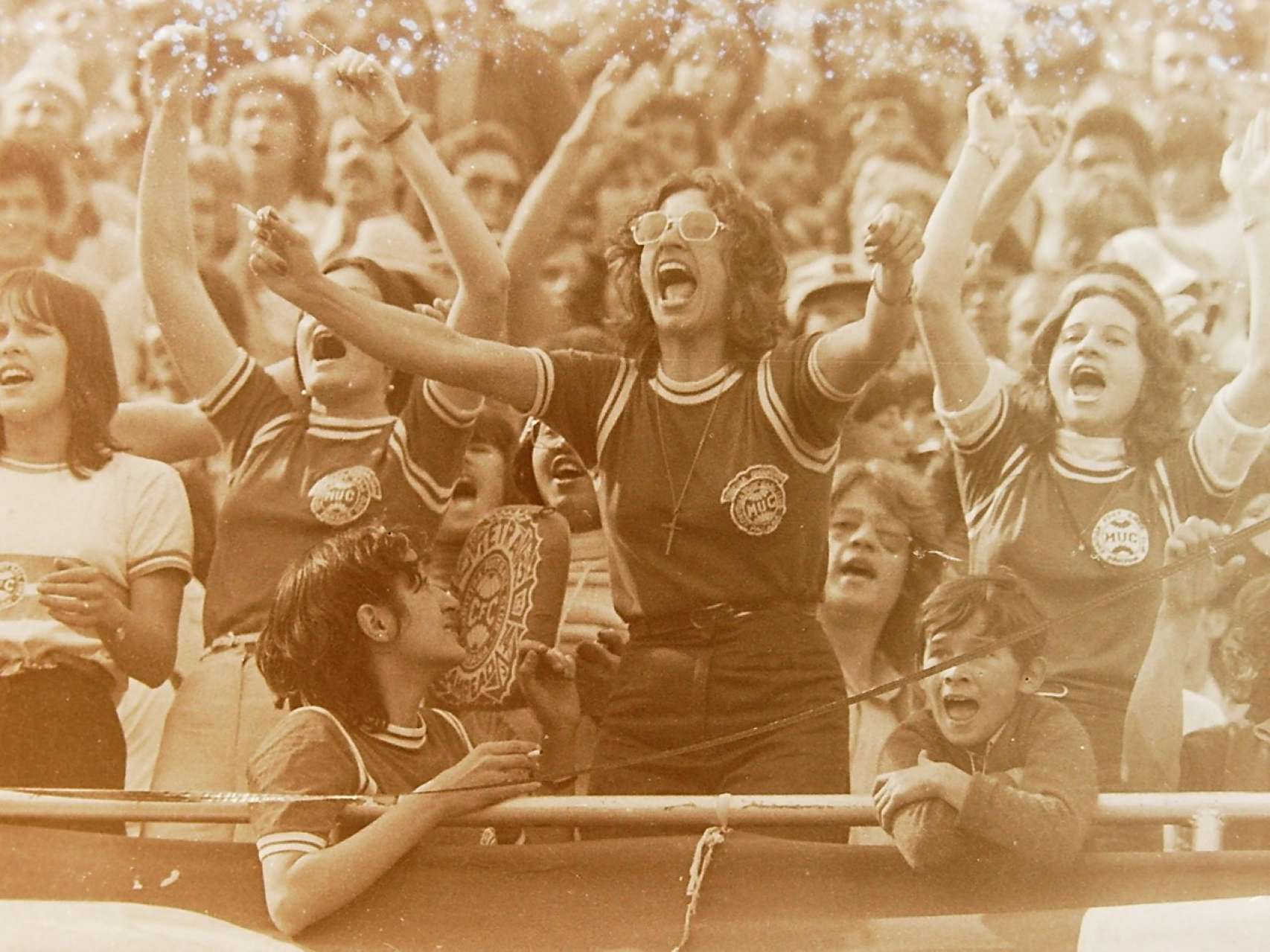 Partida do Coritiba ser� exclusiva para mulheres e crian�as 