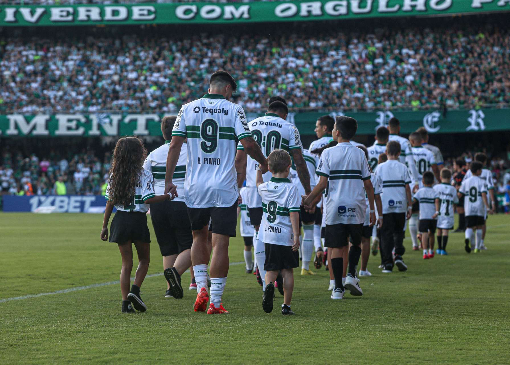 Mascotinhos #CFCxIFS