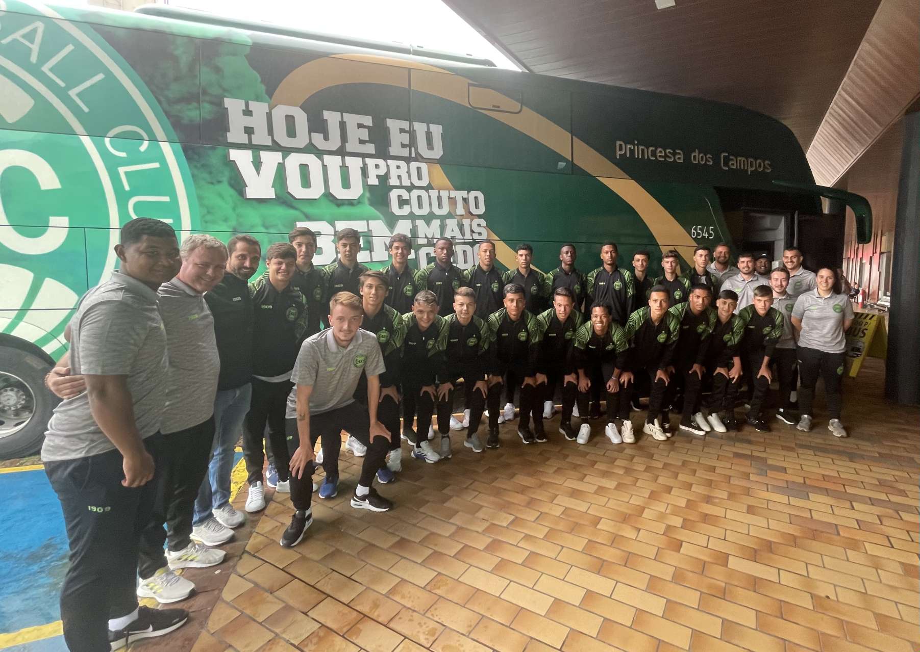 Sub-16 realiza jogos em S�o Paulo