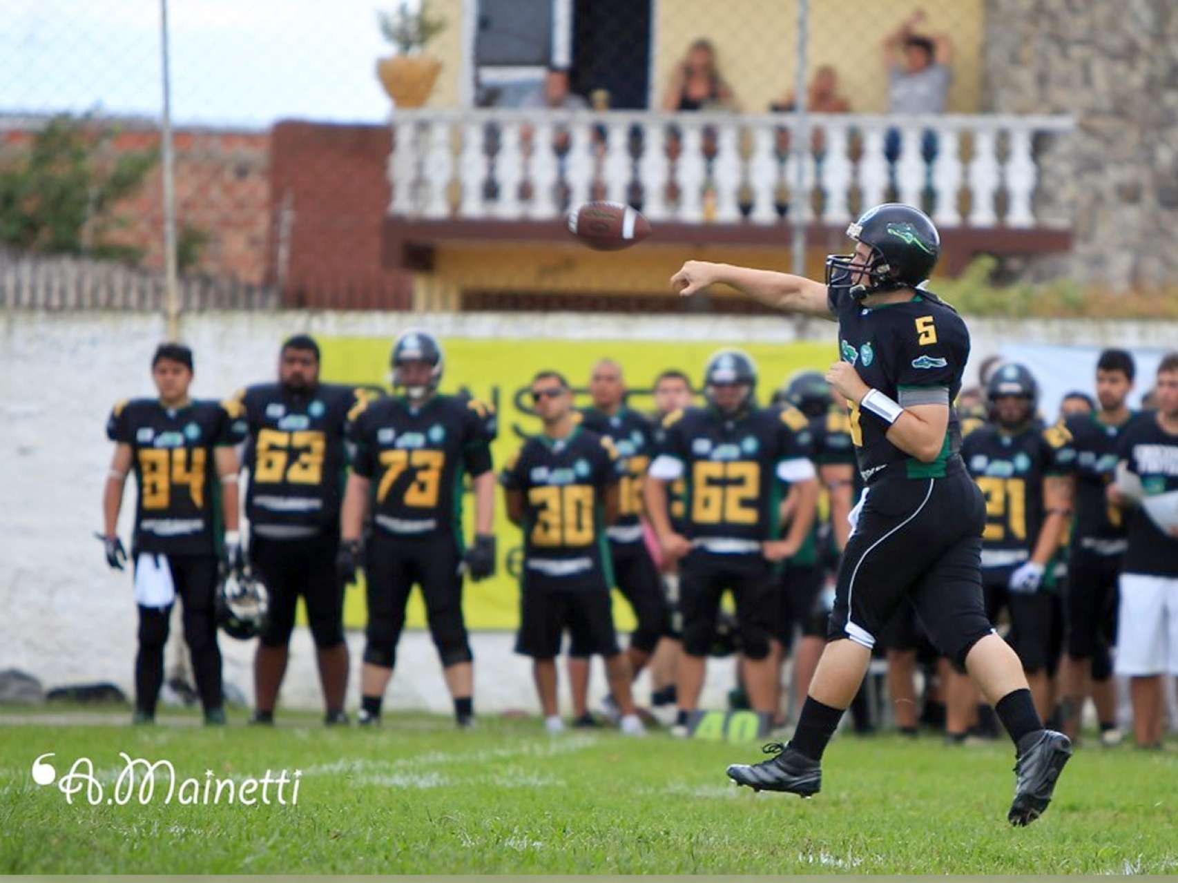 Coritiba Crocodiles vence a equipe do Black Sharks em Foz