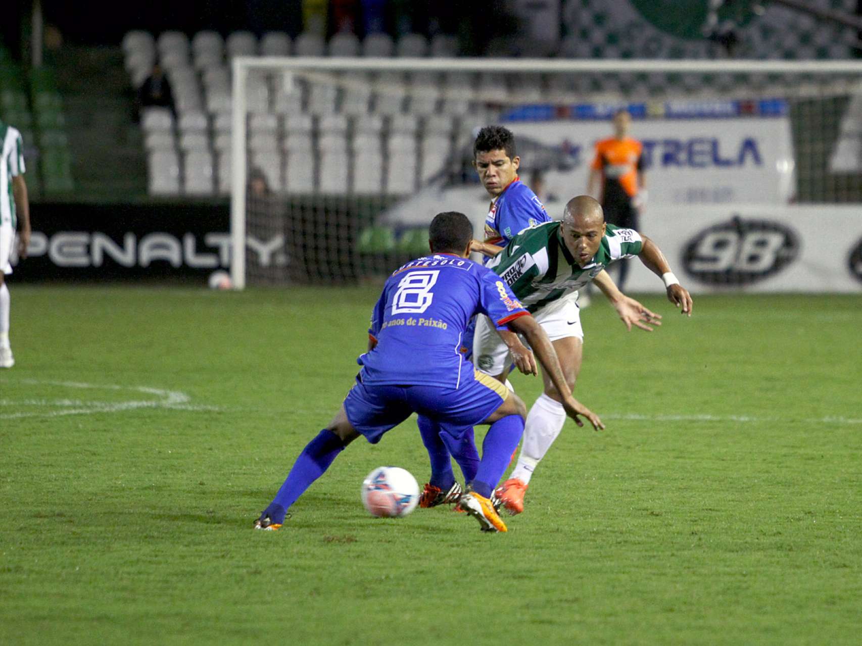 S�rgio Manoel se emociona com o retorno aos gramados