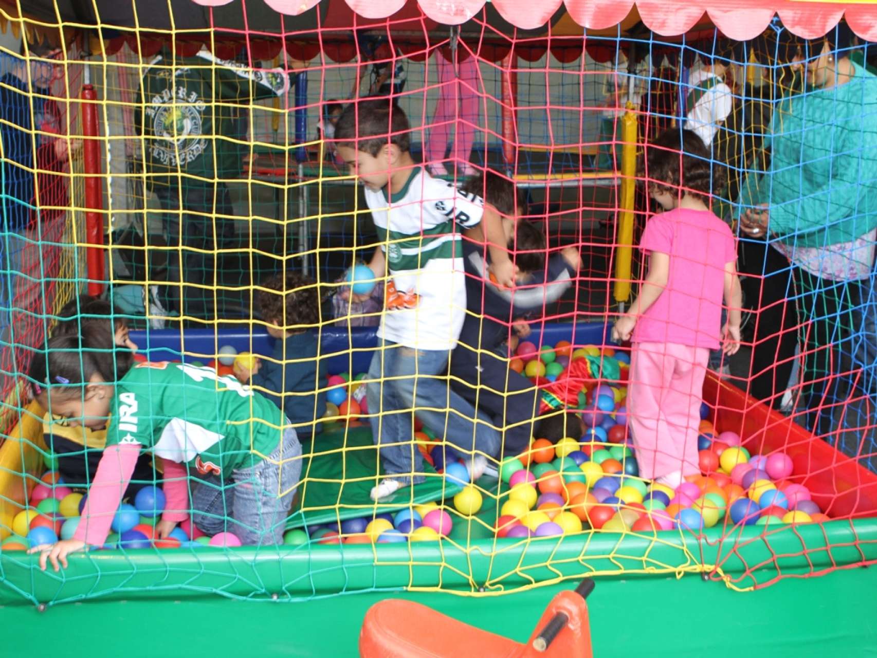 Sexta com a��es para crian�as