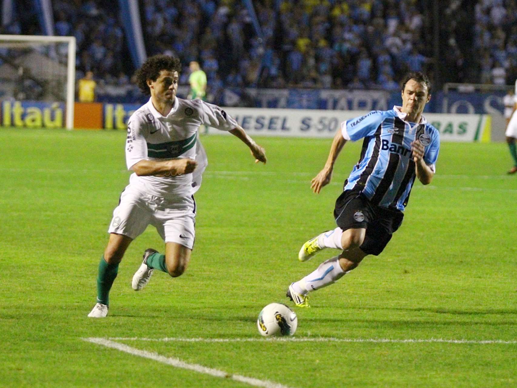 Coritiba e Gr�mio se enfrentam pela 62� vez