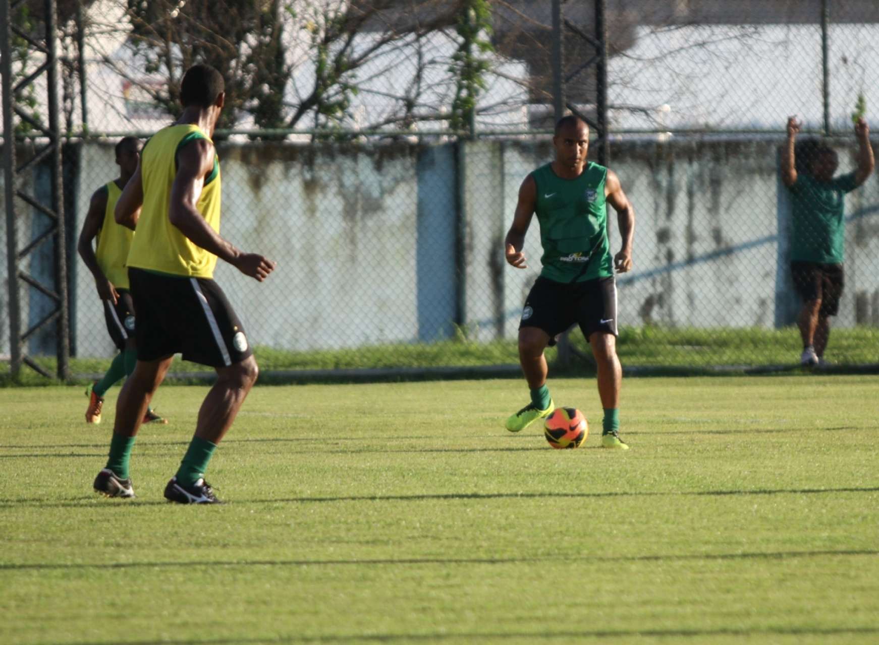 Coxa treina em Manaus de olho na Copa do Brasil