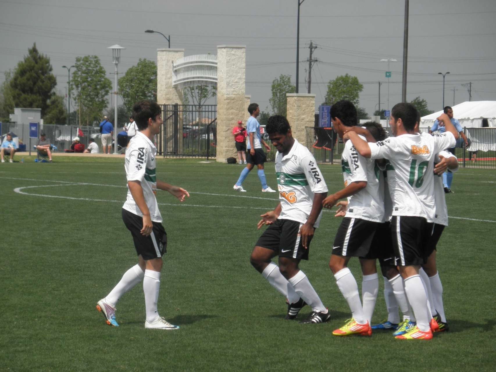 Coxa estreia contra o Fulham na Dallas Cup
