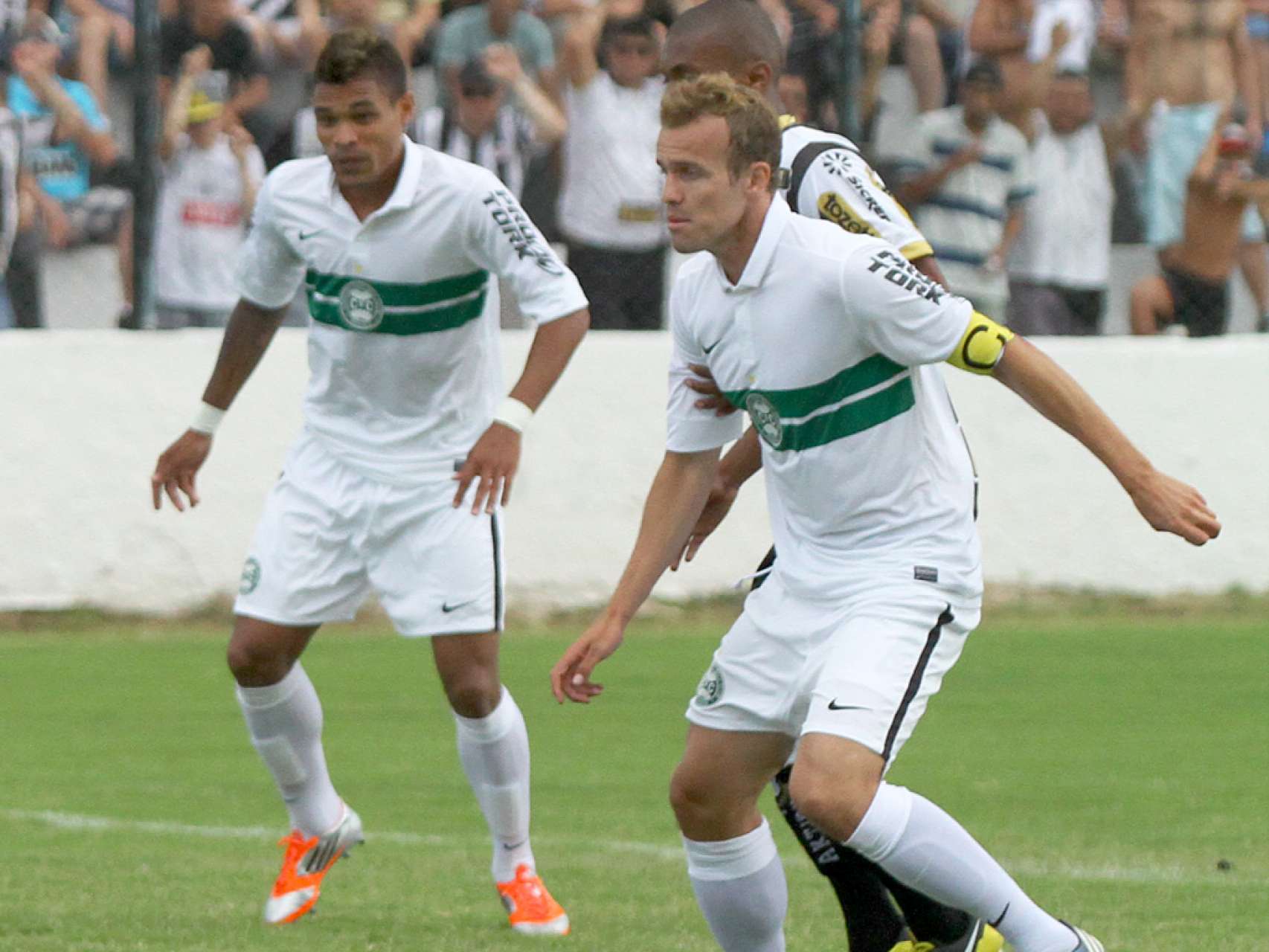 Dedica��o na pr�-temporada rende boa estreia a Chico