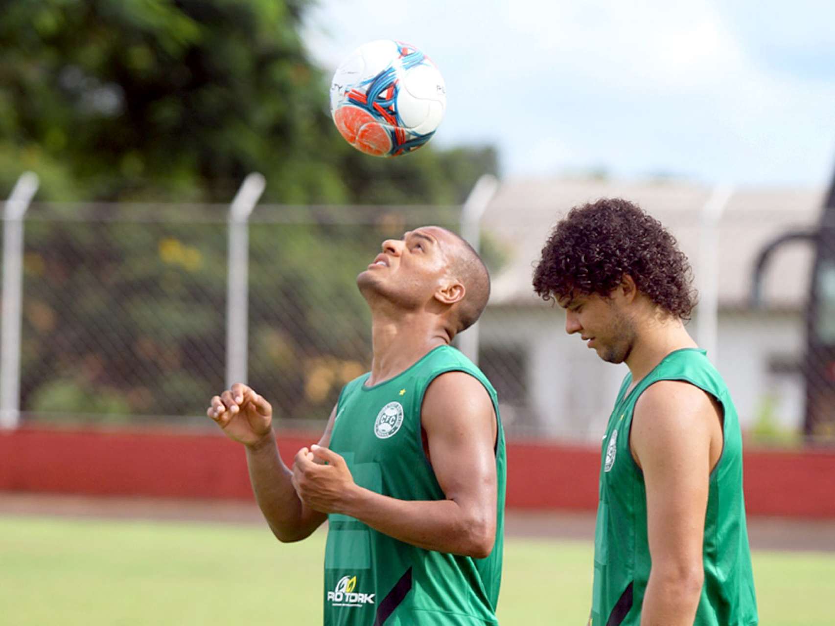 Tr�s seguem no preparo