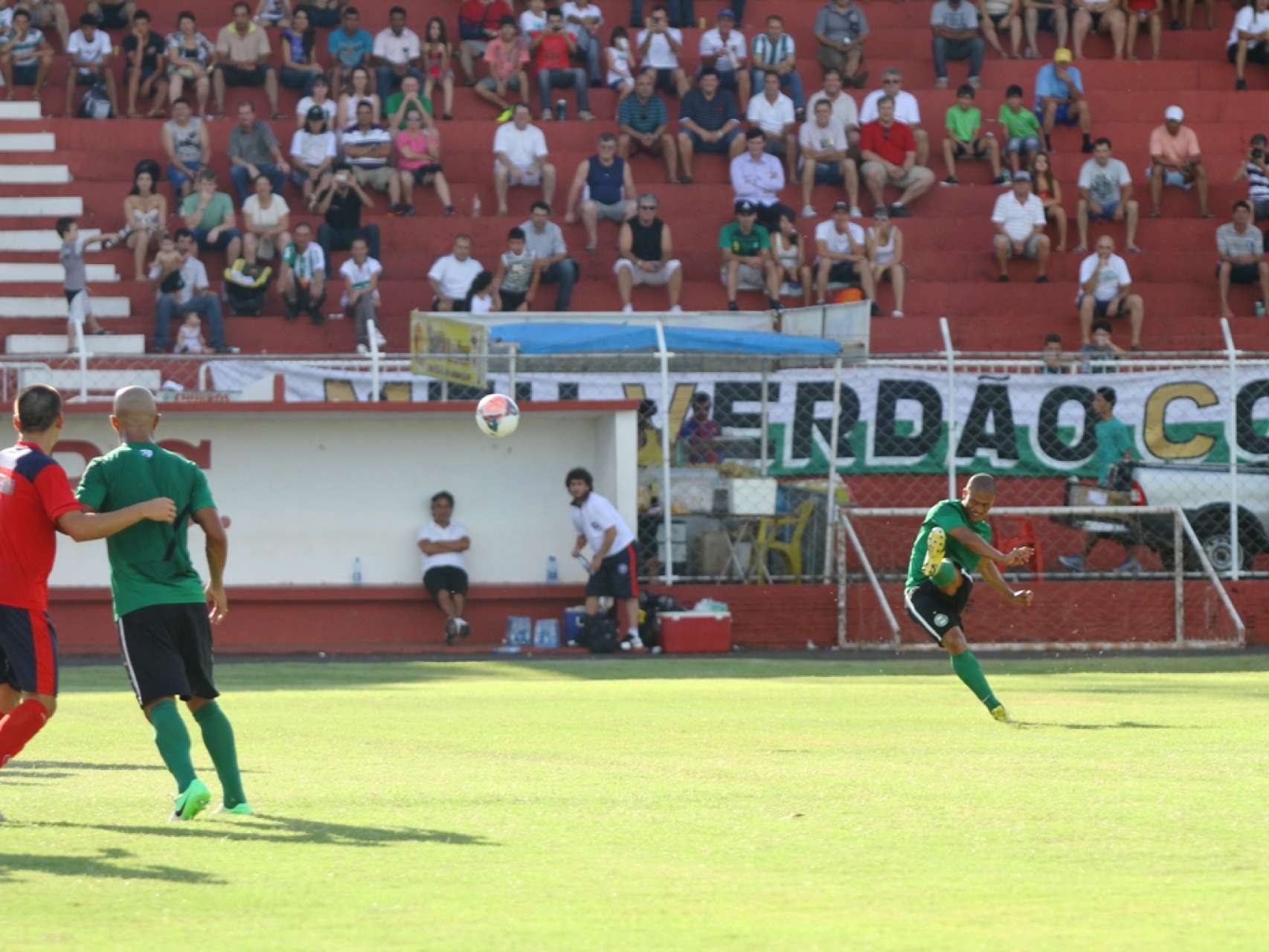 Coxa vence treinamento