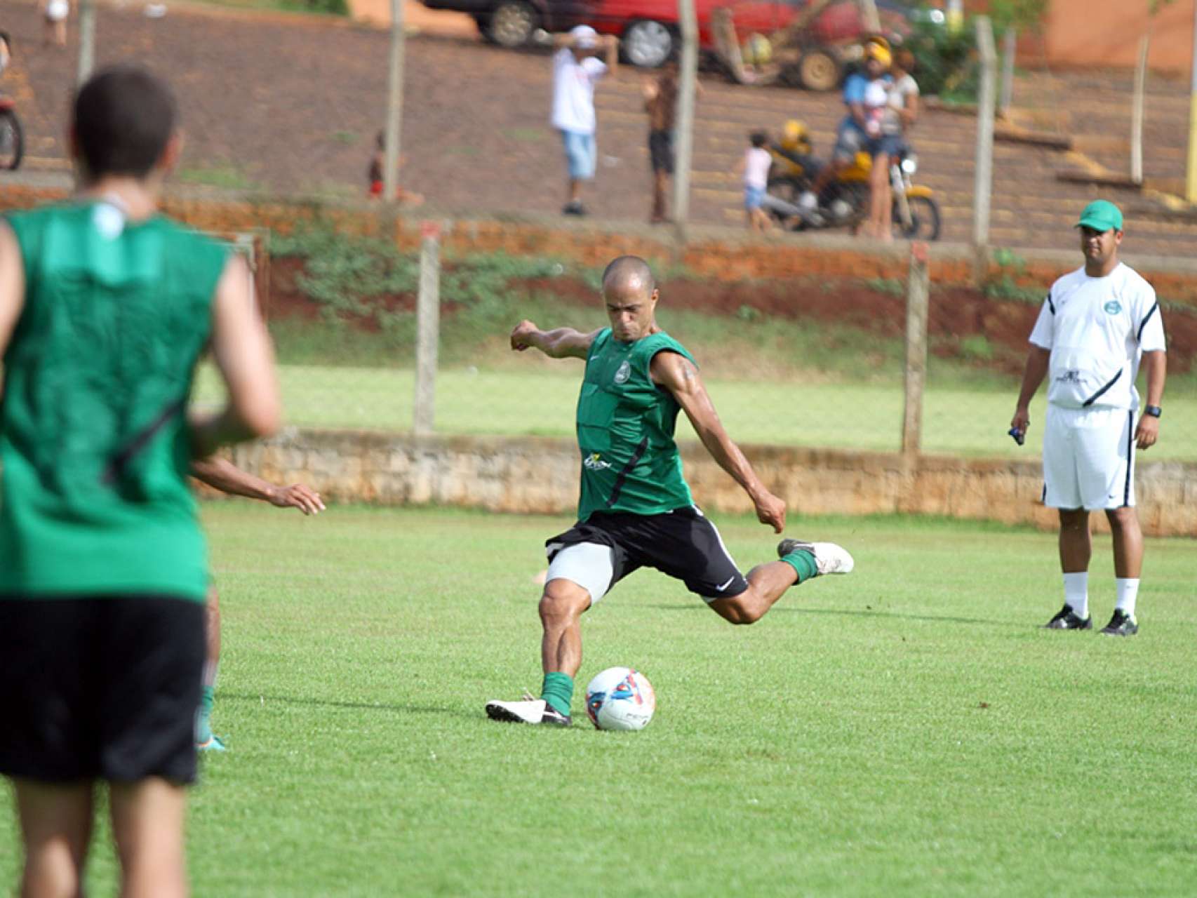 Fotos: treino coxa-branca em Foz do Igua�u