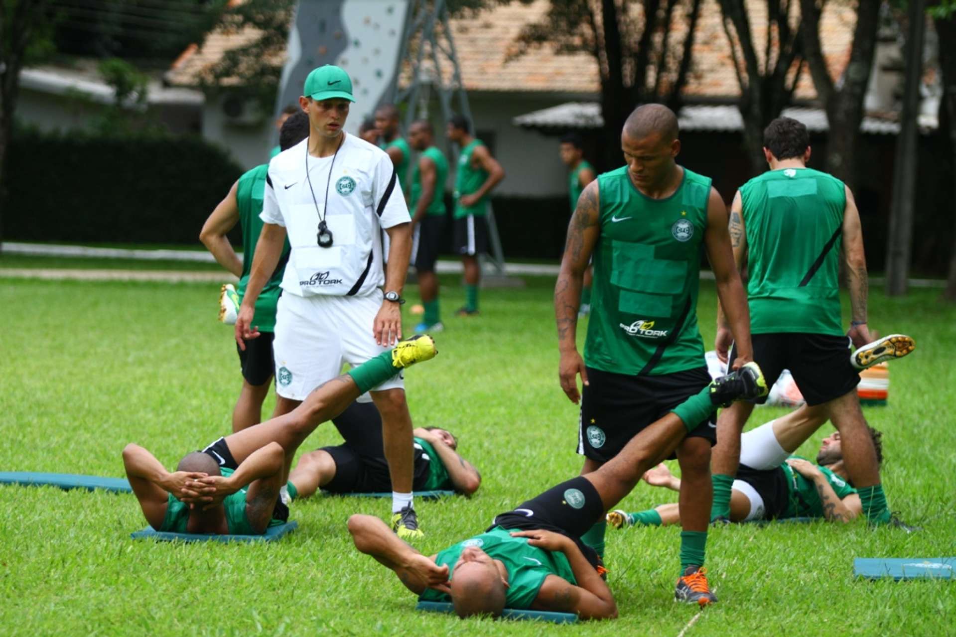 Coxa inicia semana com trabalhos no Bourbon Cataratas