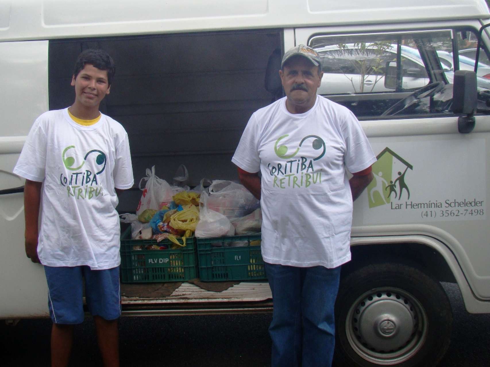 Coxa doa alimentos arrecadados em jogo beneficente