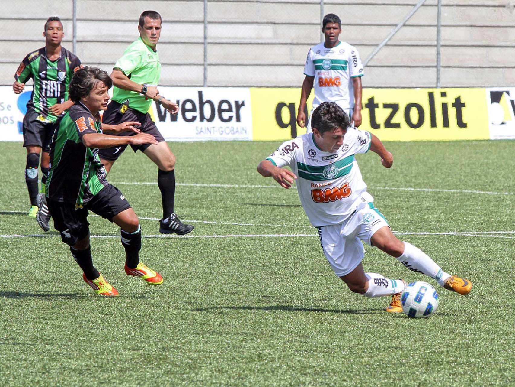 Coxa Sub-20 volta a campo no Brasileiro