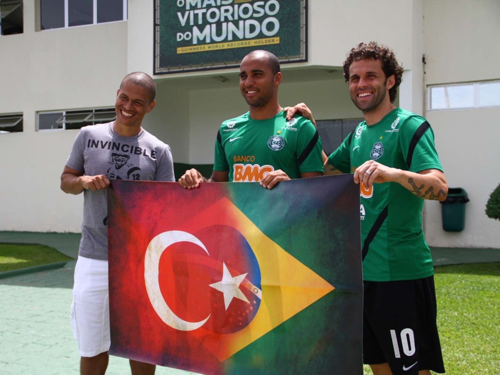 Coritiba desperta interesse de turcos
