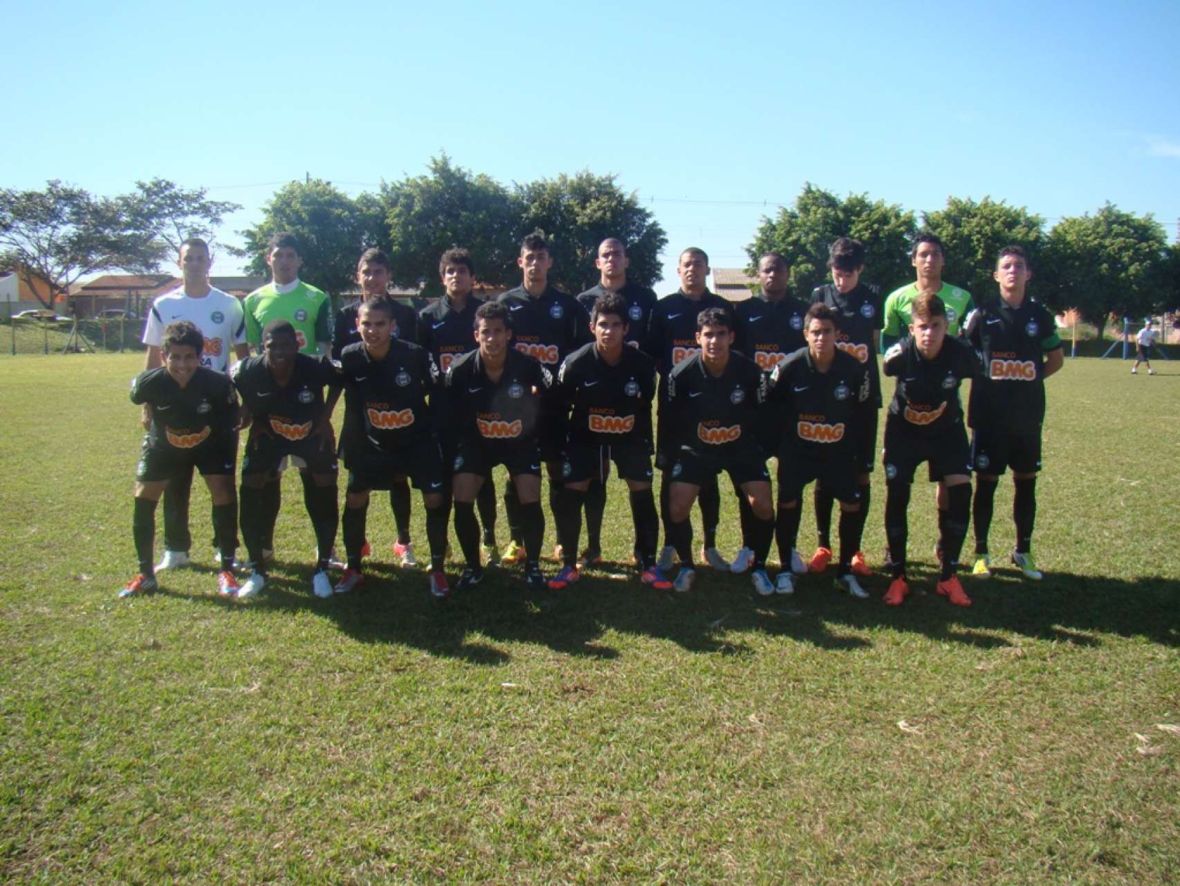 Coxa Sub-17 perde na estreia do Brasileiro