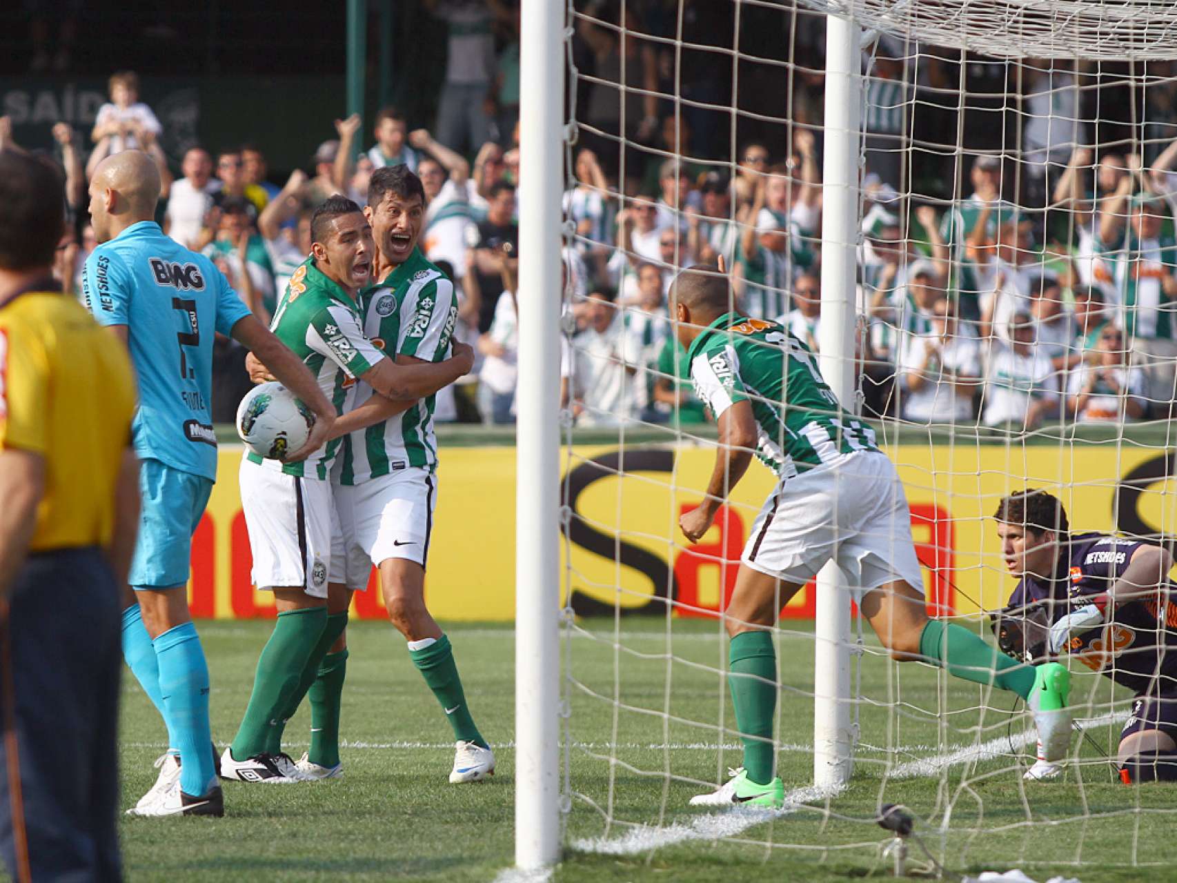 Coxa supera marca de partidas em uma temporada