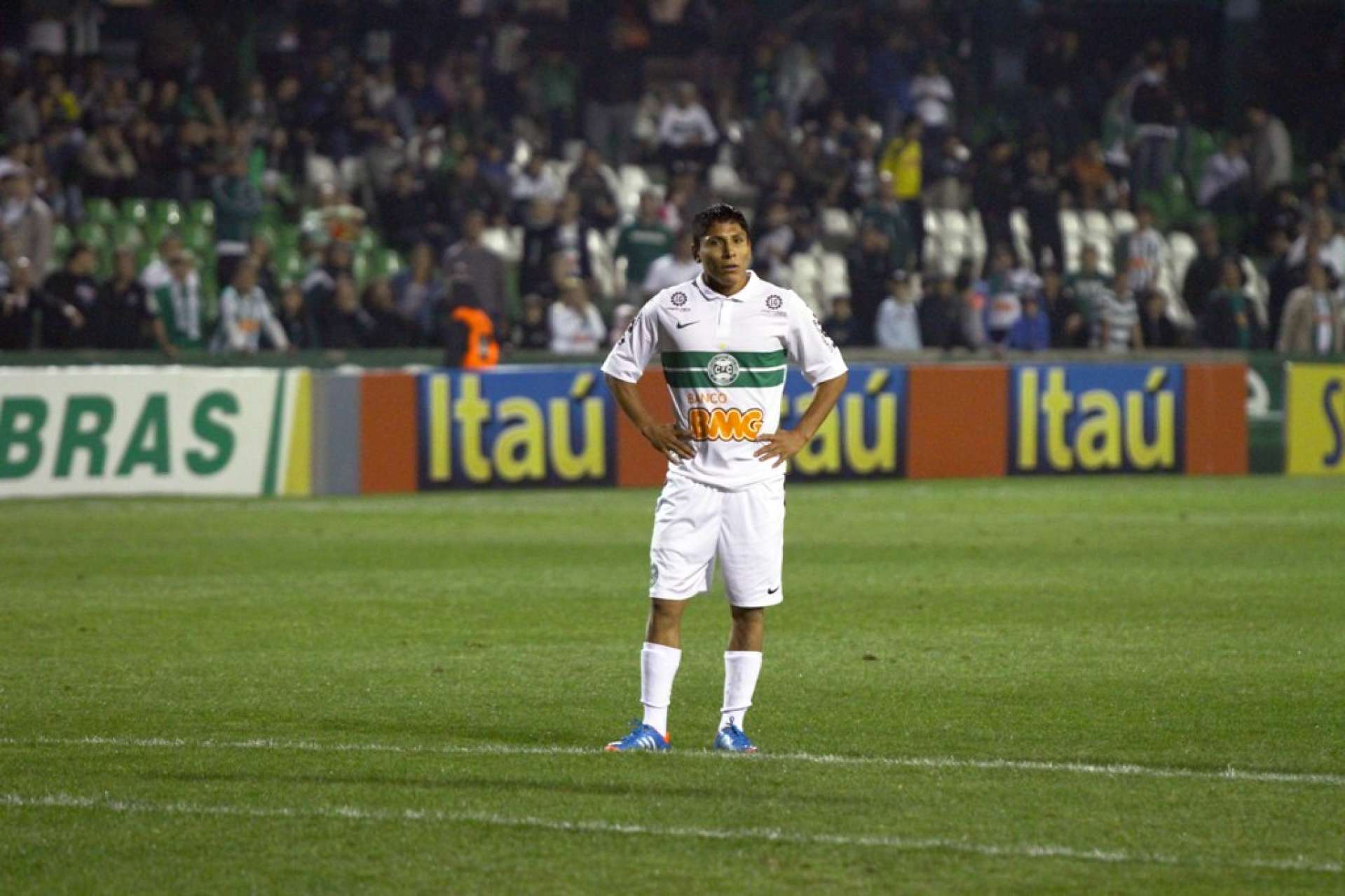 Ruidiaz � chamado novamente para Sele��o Peruana
