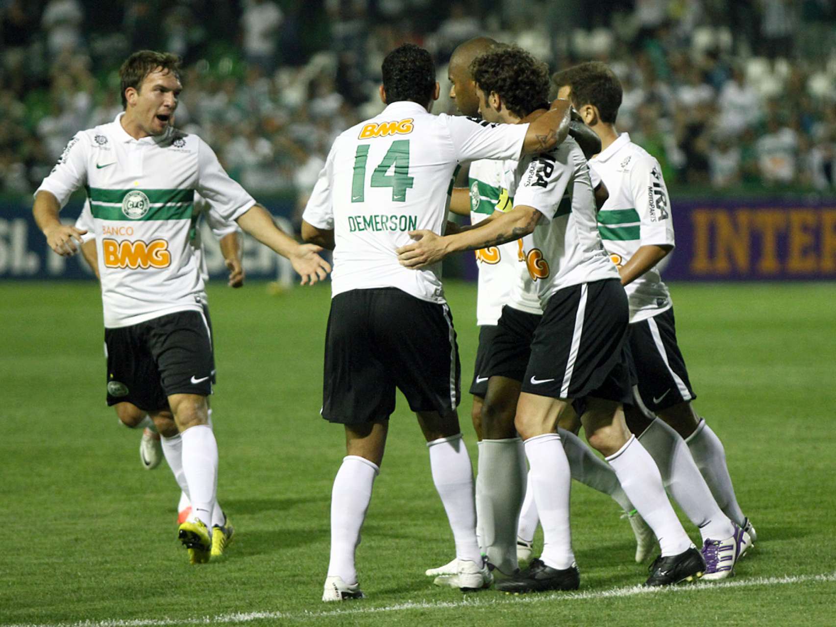 Confronto equilibrado entre Coritiba e N�utico