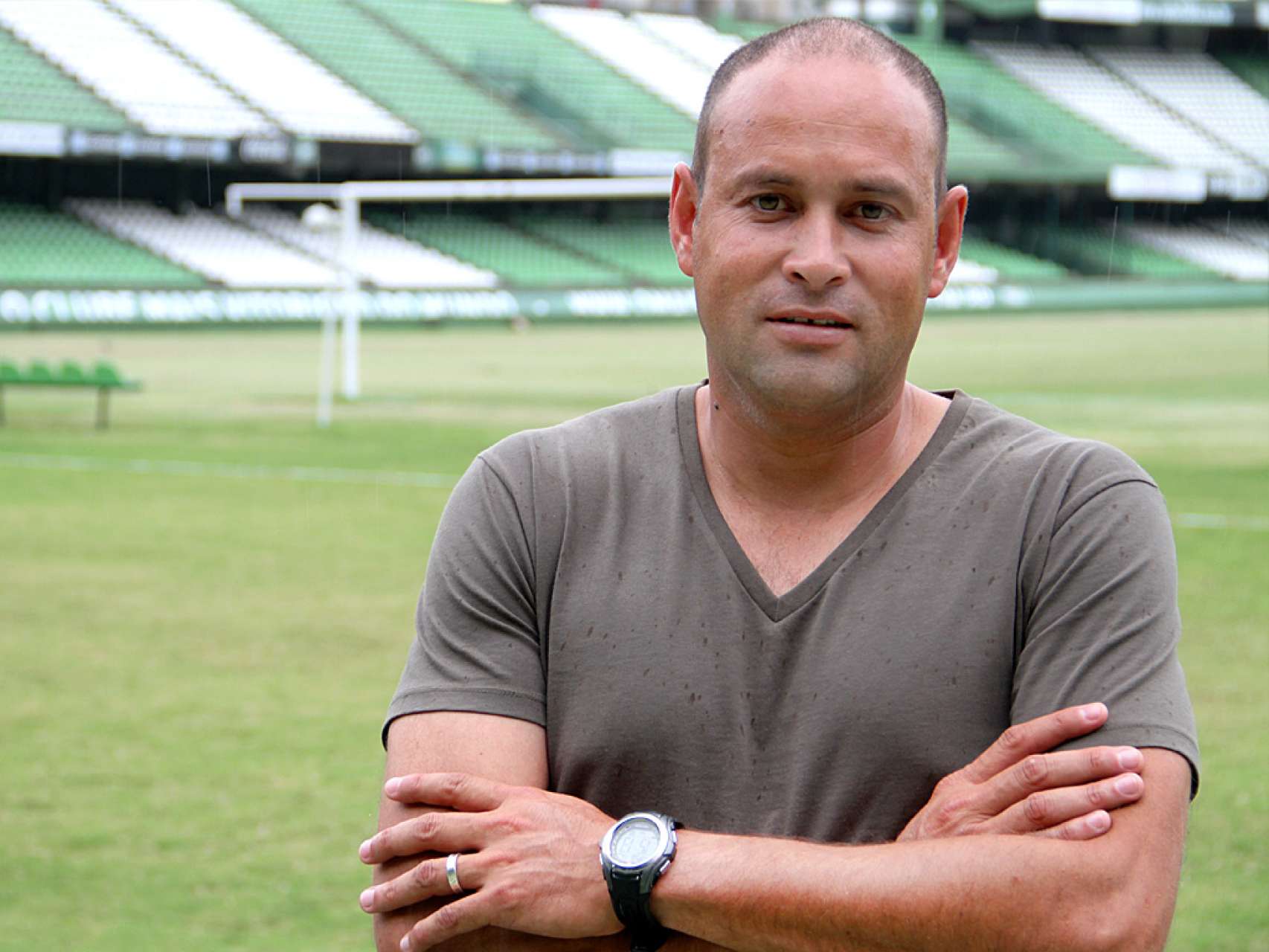 Preparador de goleiros Coxa defende Sele��o sub-20