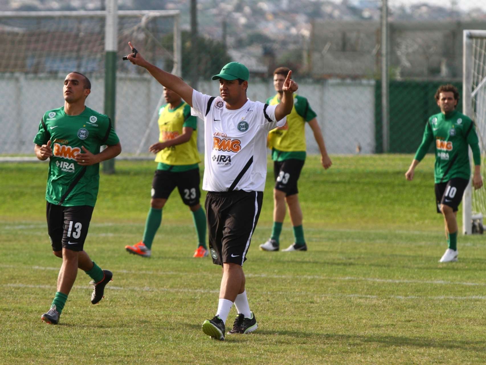 Elenco se reapresenta no CT