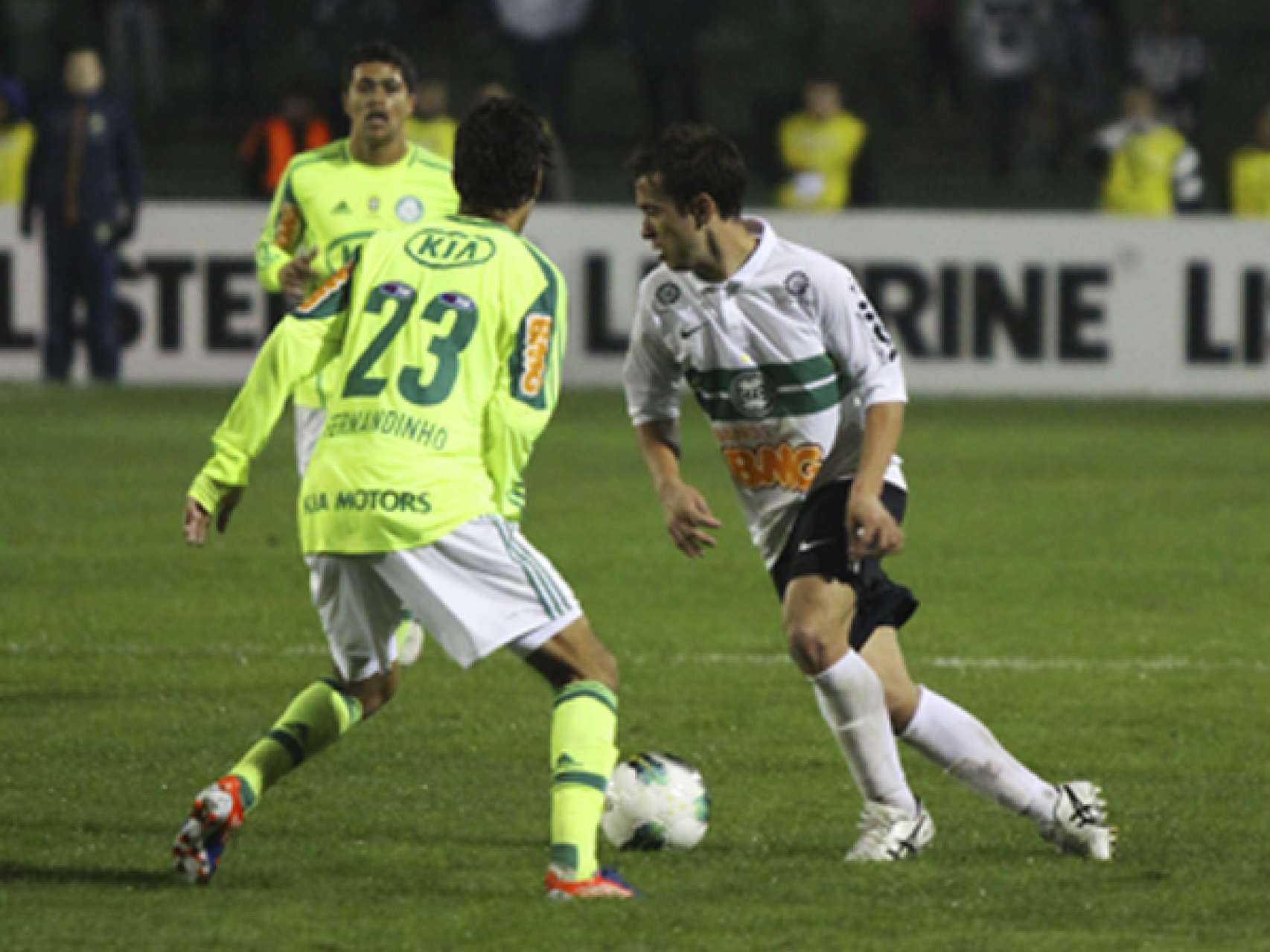 Coxa enfrenta o Palmeiras em Araraquara