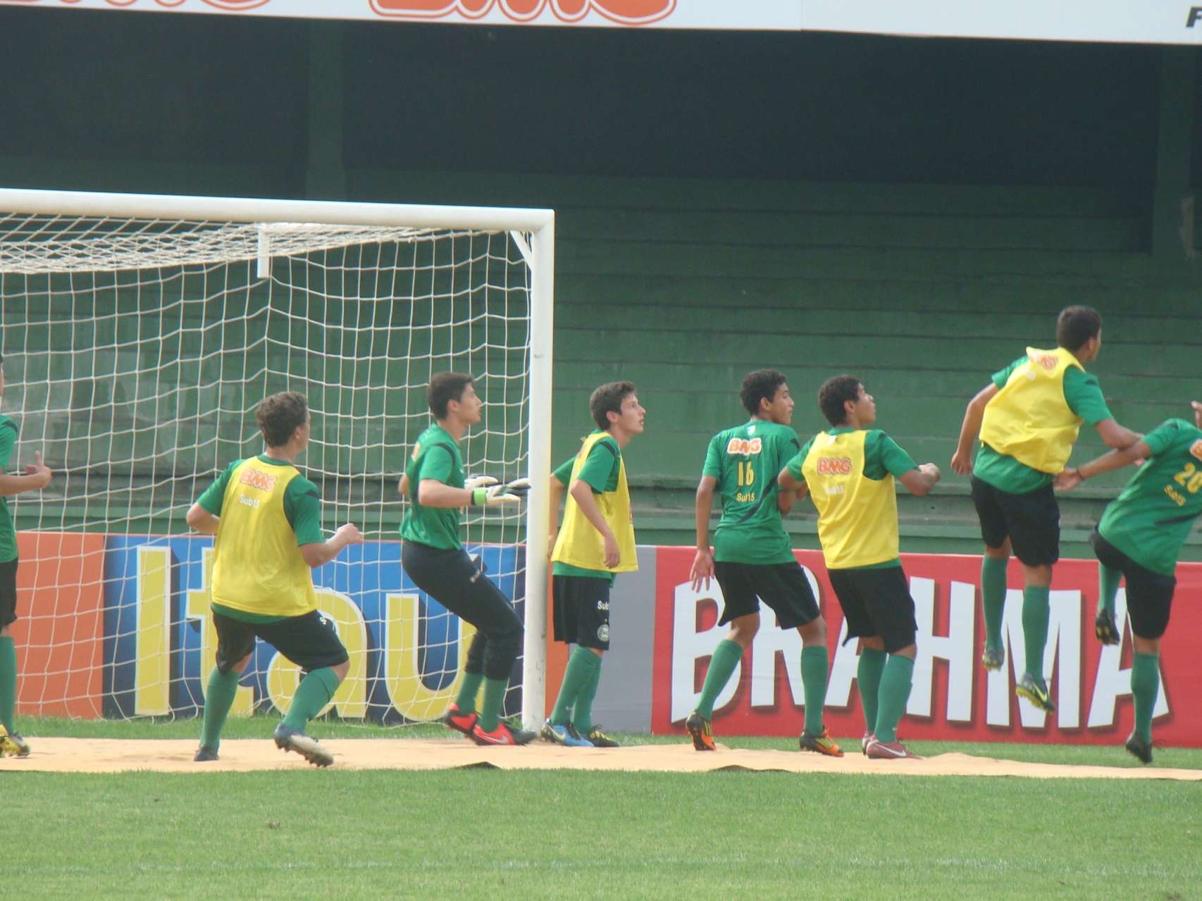 Sub-15 faz final no Couto
