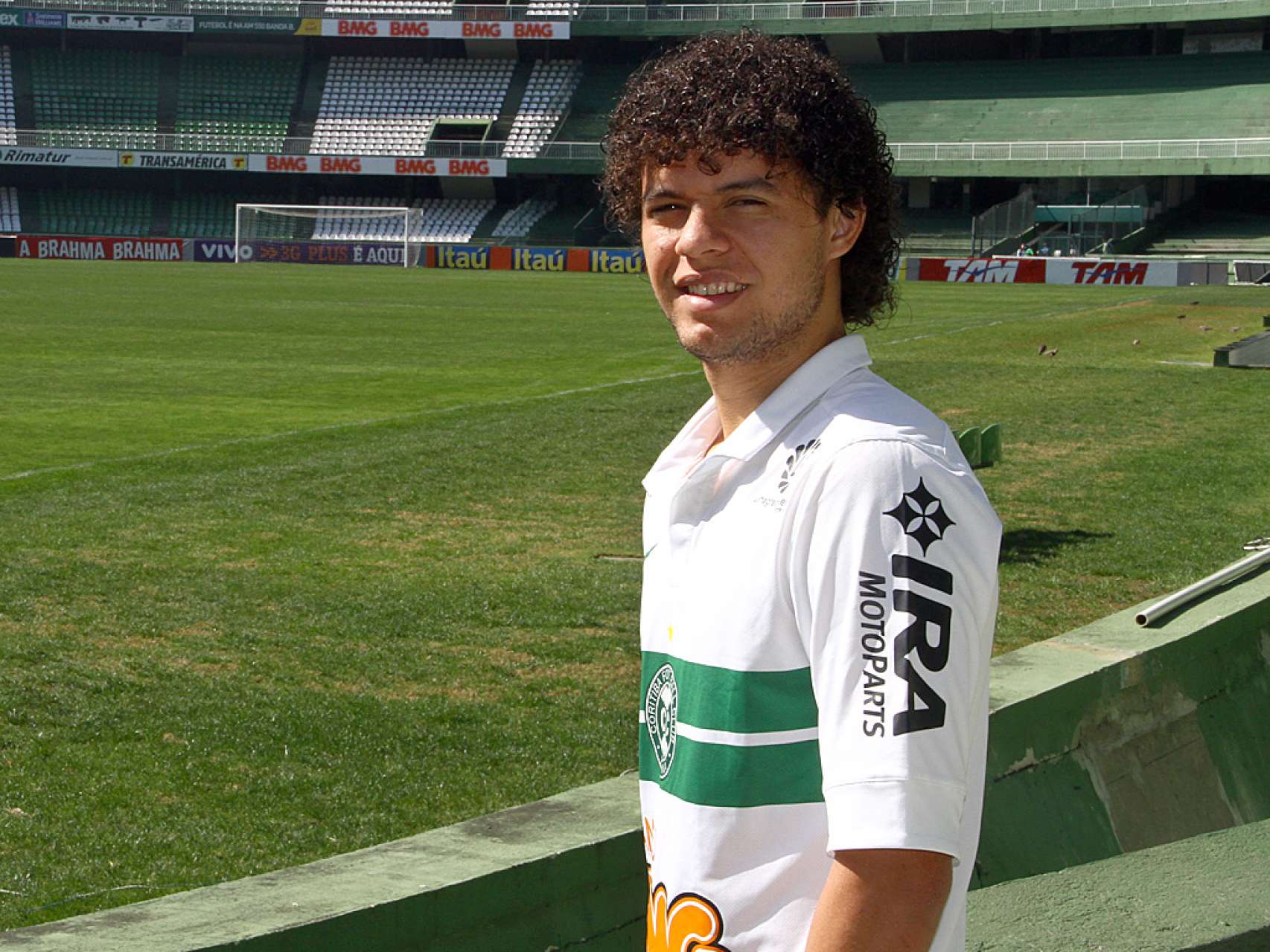 Coxa confirma refor�o