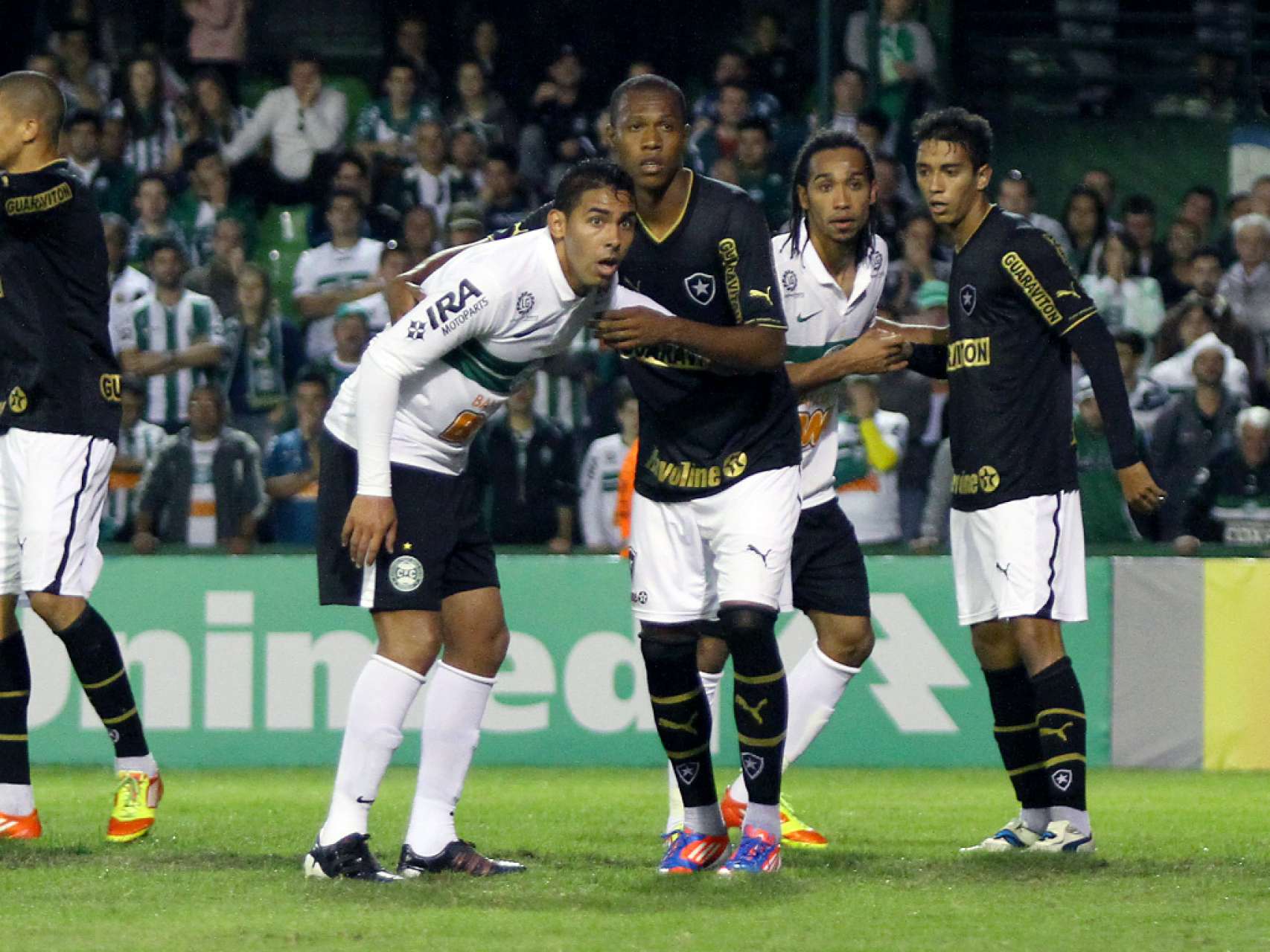 Demerson garante estar � disposi��o
