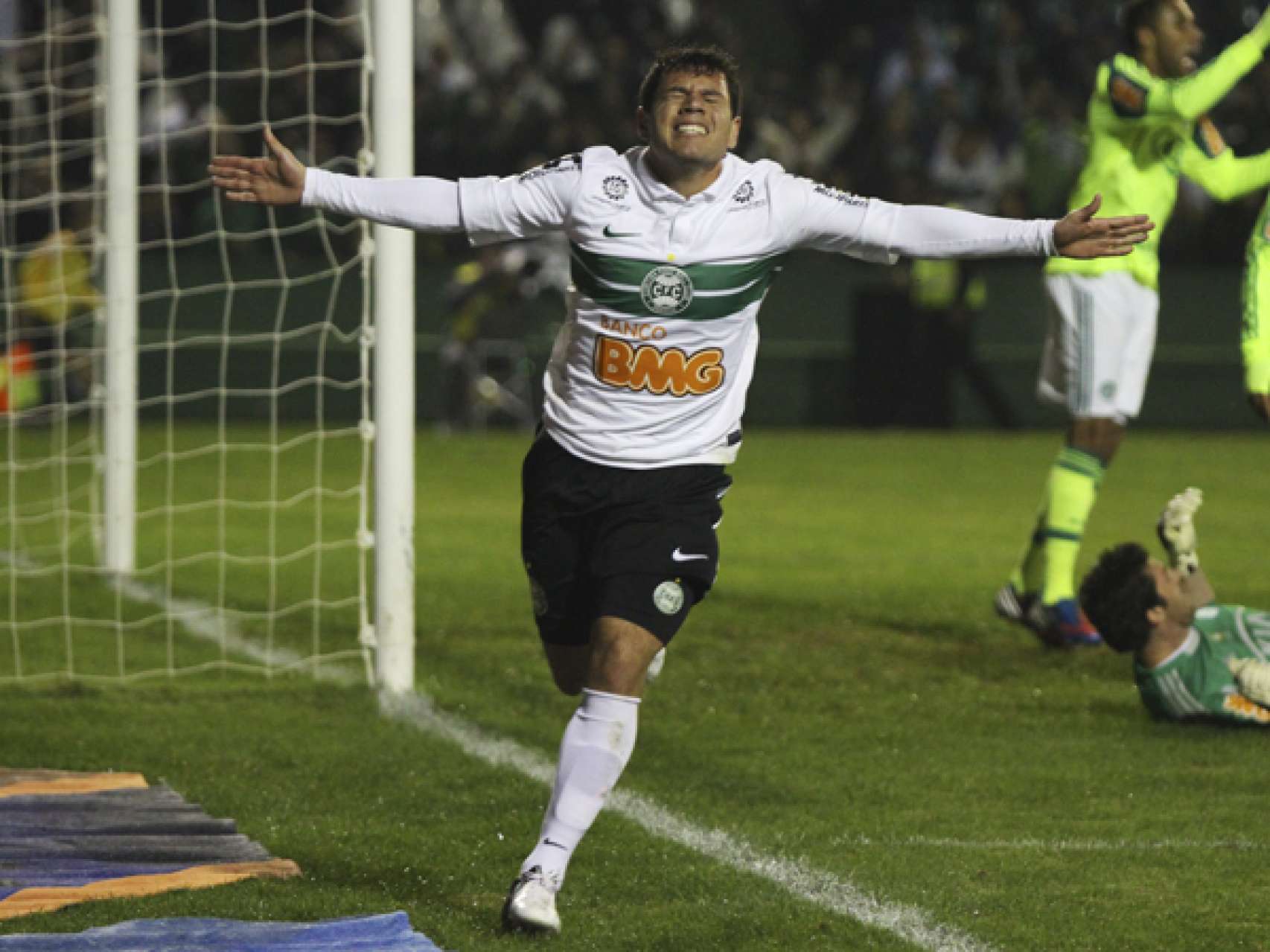 Tudo igual