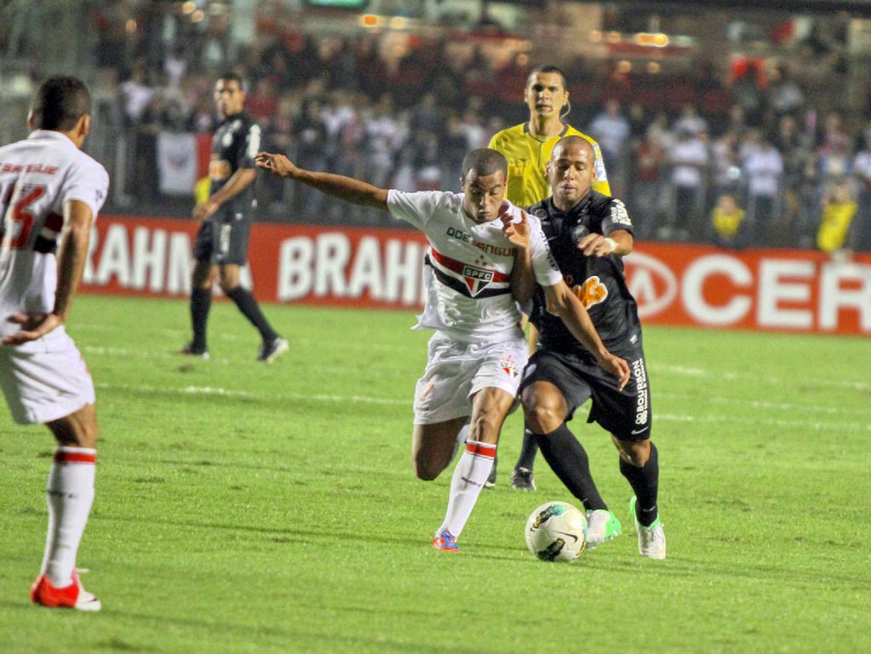 Estat�sticas entre Coritiba e S�o Paulo