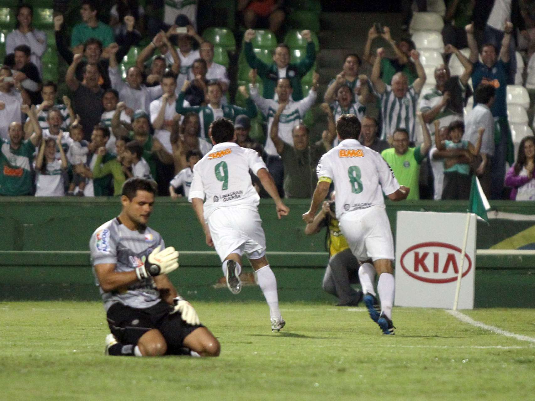 Os caminhos de Coxa e S�o Paulo