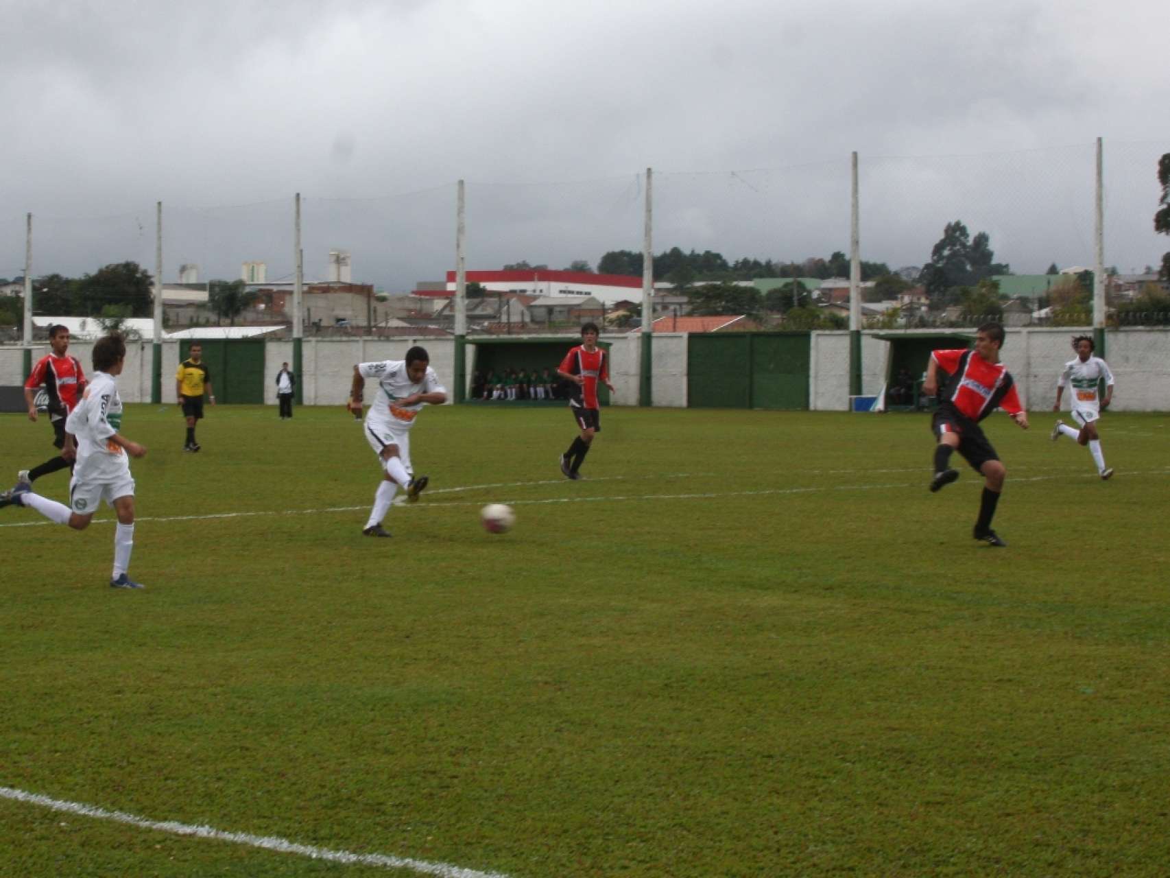 Coxa vence �ltima partida do Sub-14