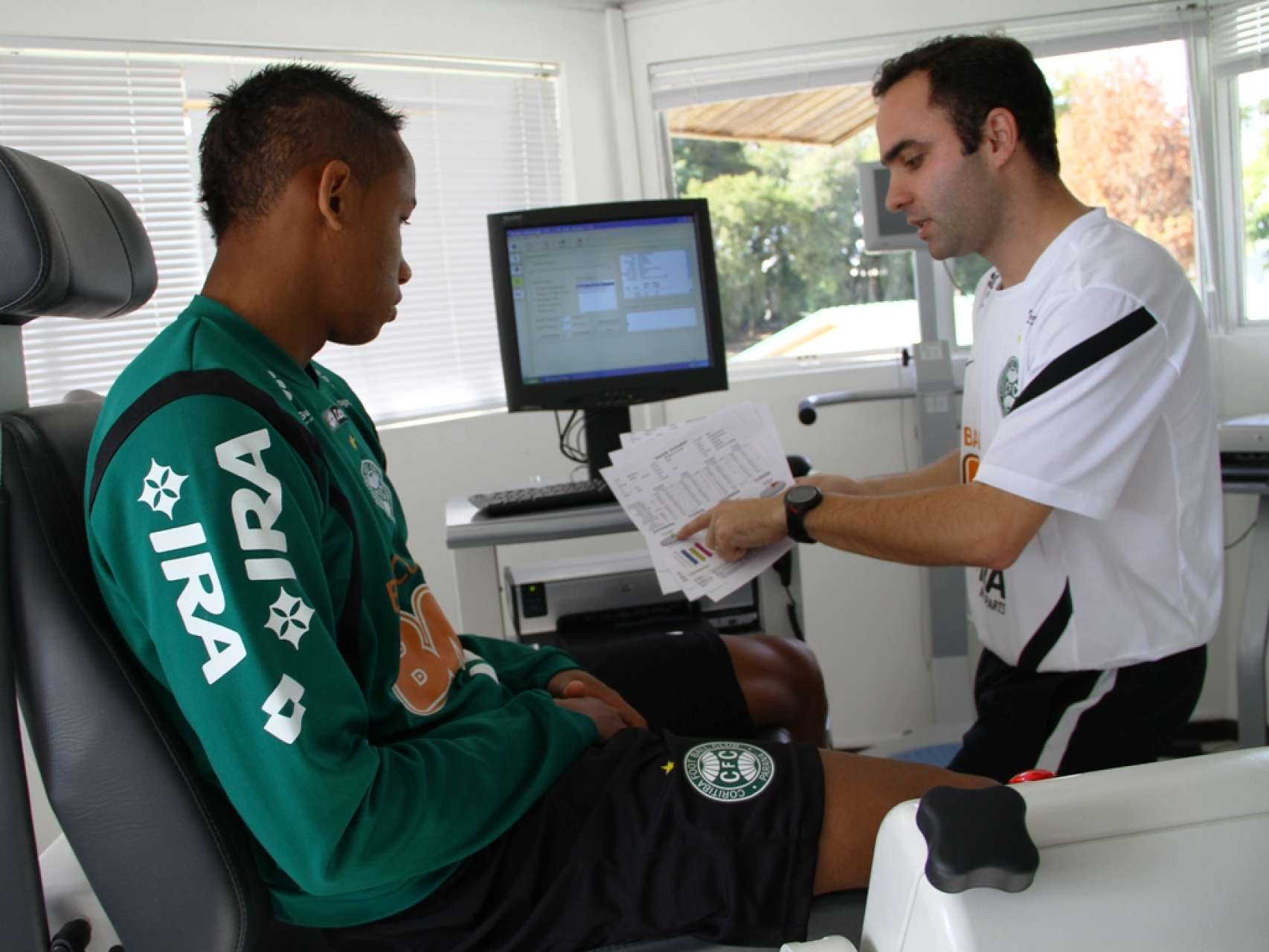 Com semana de trabalho, atletas se recuperam