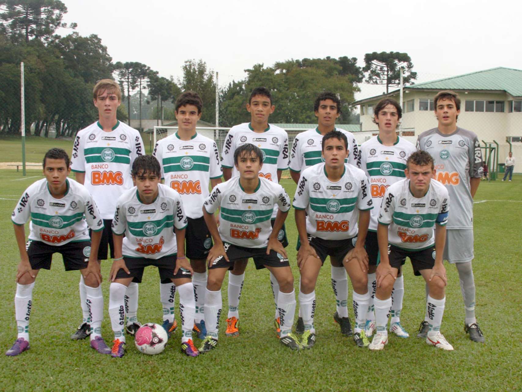 Sub-15 n�o se classifica para a 2� fase