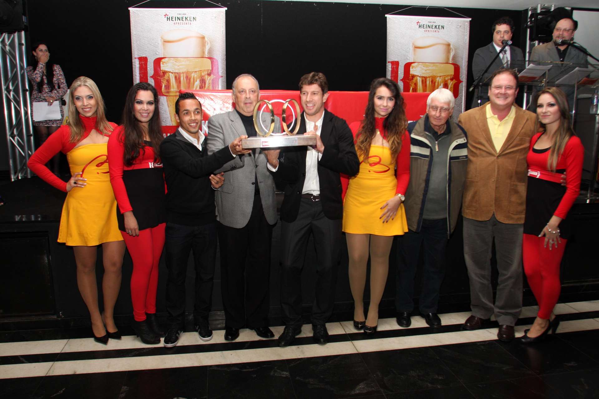 Premia��o de r�dio homenageia Coritiba