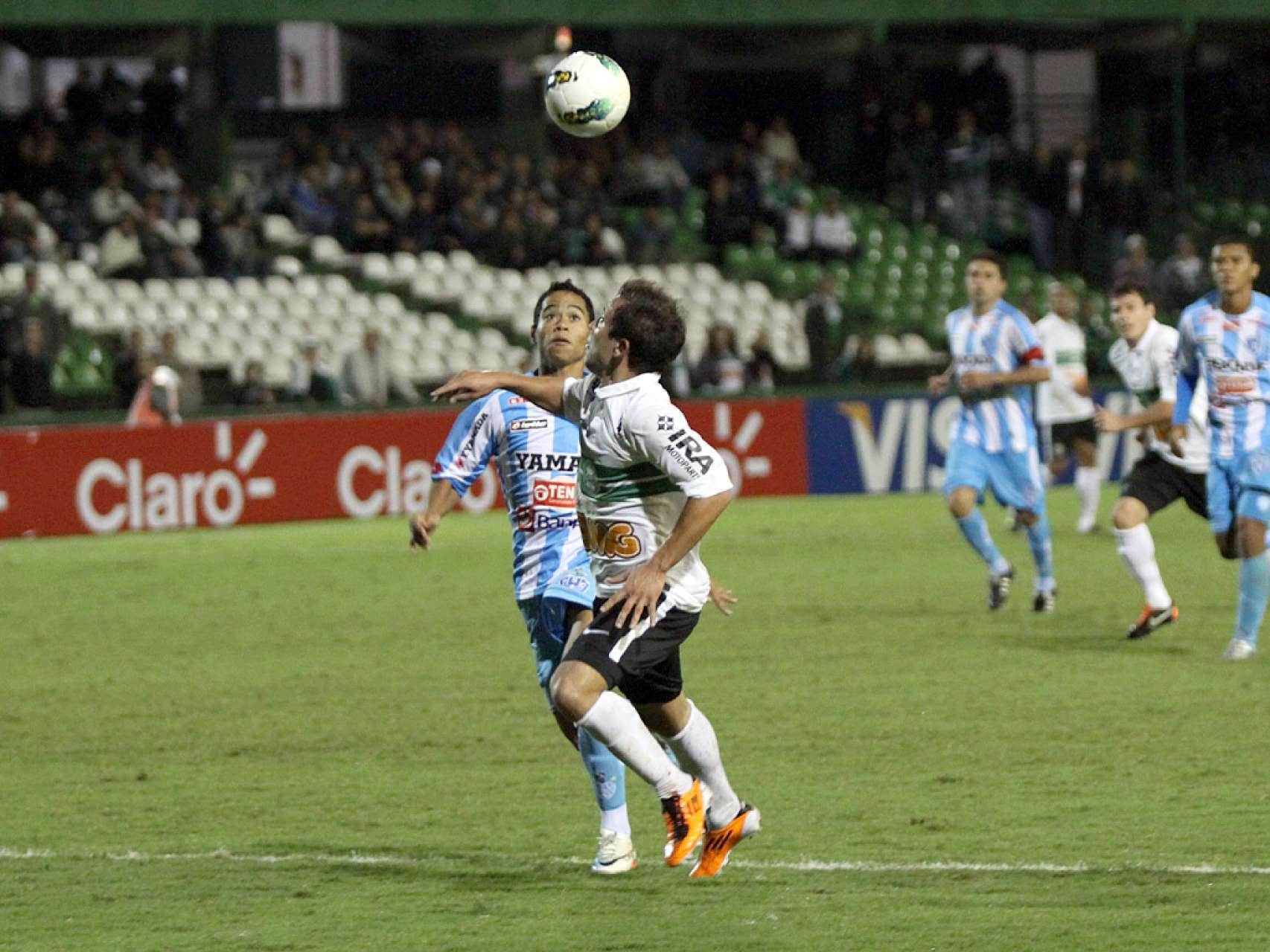 Coritiba e Paysandu se enfrentam pela 16� vez