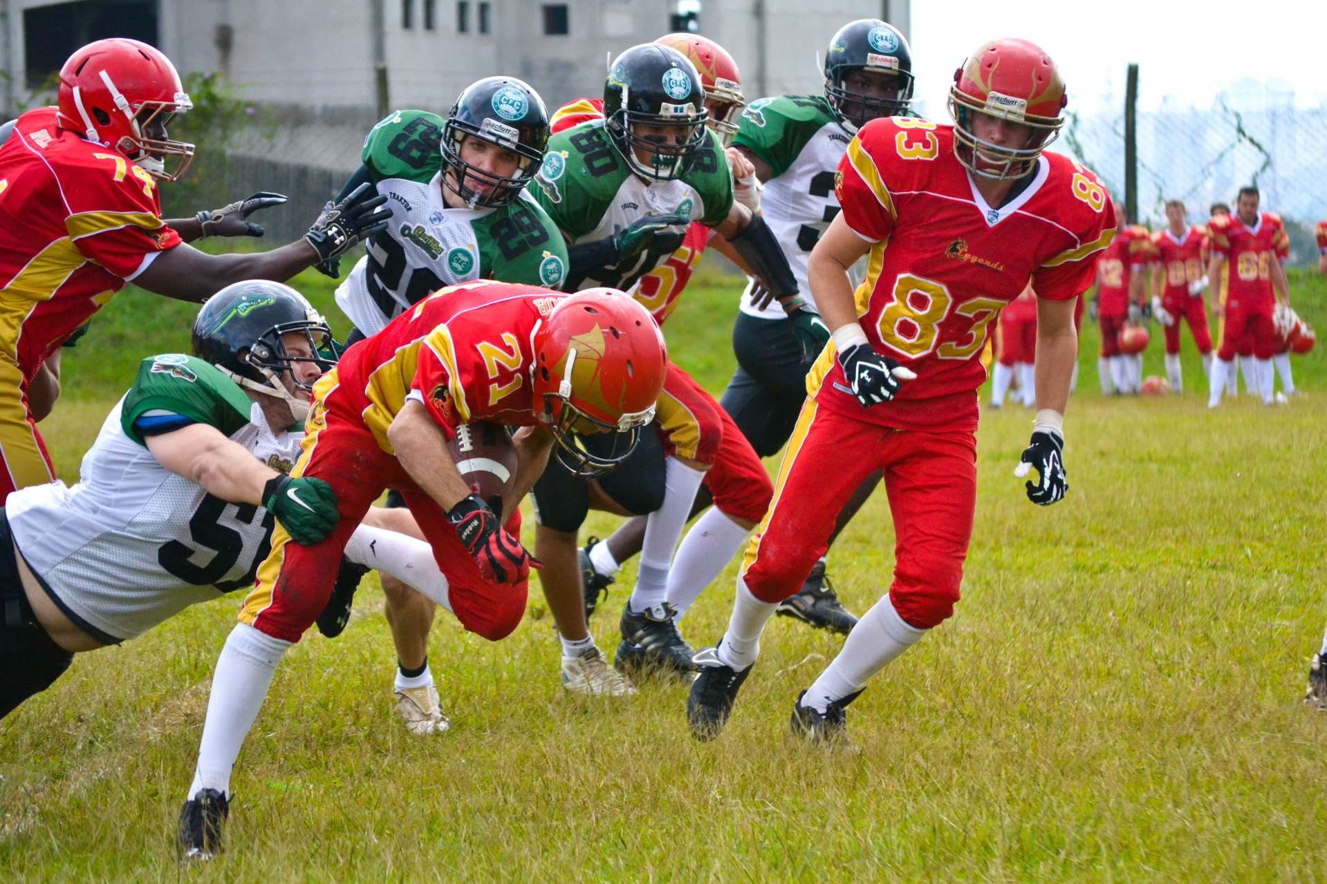 Croco vence e garante vaga no Paran� Bowl IV