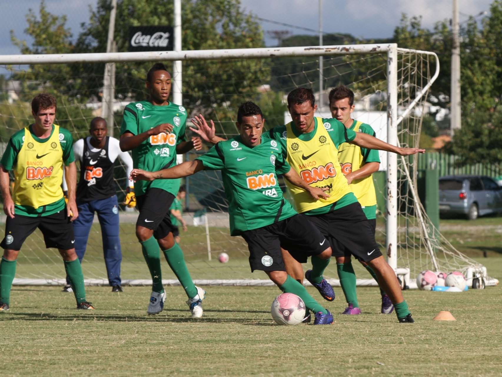 Rafinha e Marcel liberados pelo DM