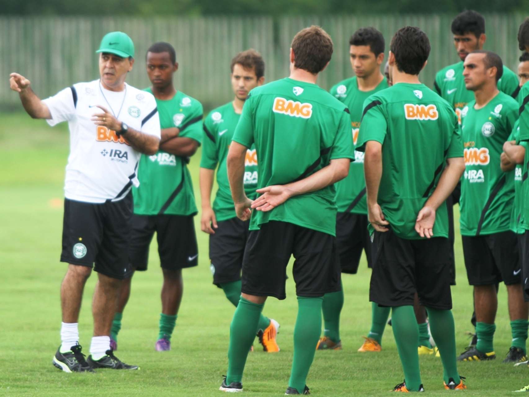 Coxa se prepara para jogo de domingo