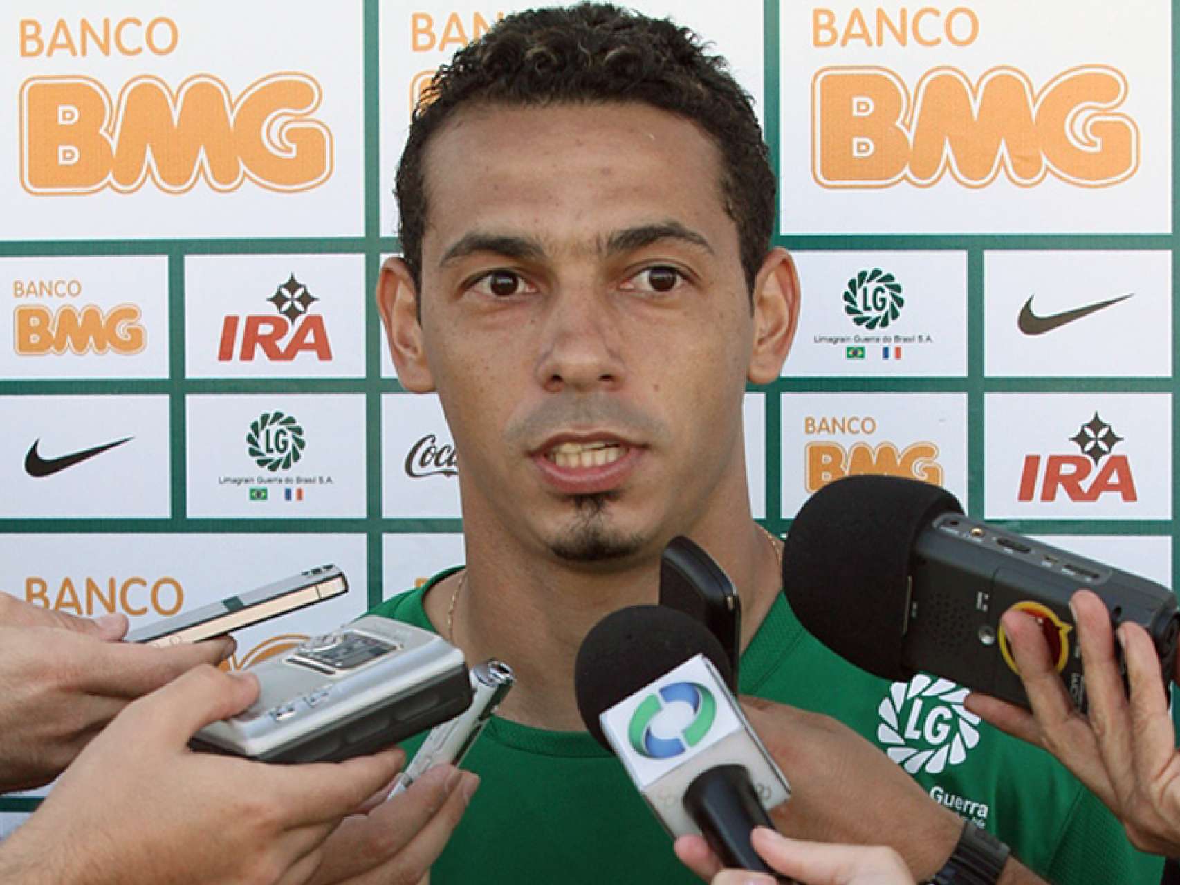 �N�o pensei duas vezes e vim para o Coritiba�