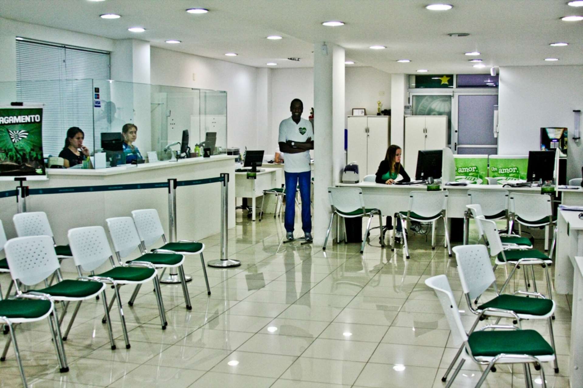 S�cios inadimplentes podem parcelar d�vida